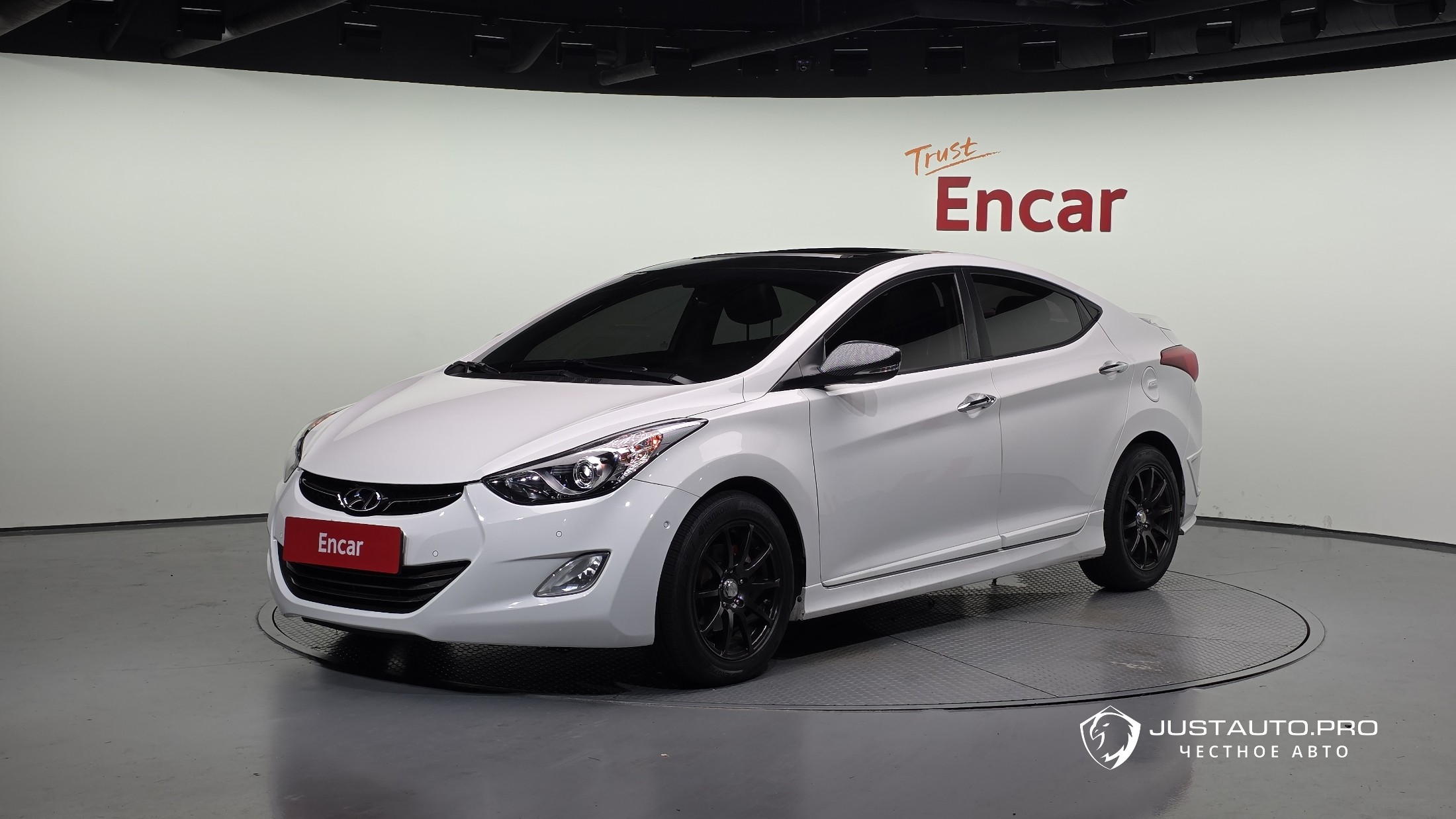 Автомобиль Hyundai AVANTE