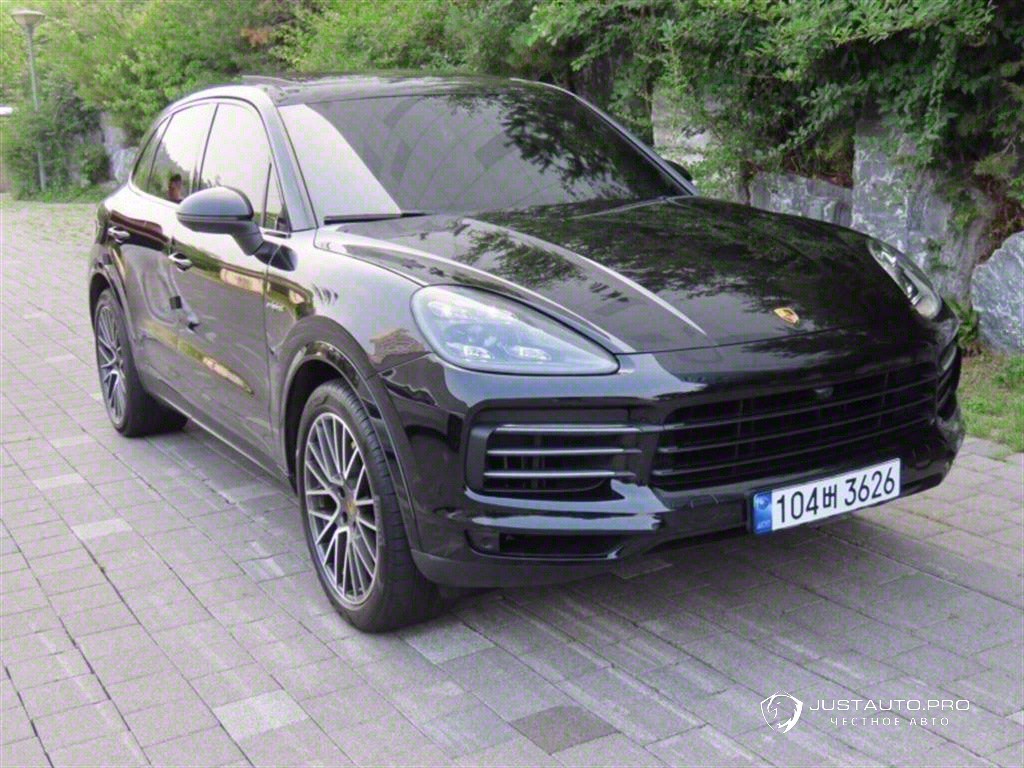 Автомобиль Porsche Cayenne