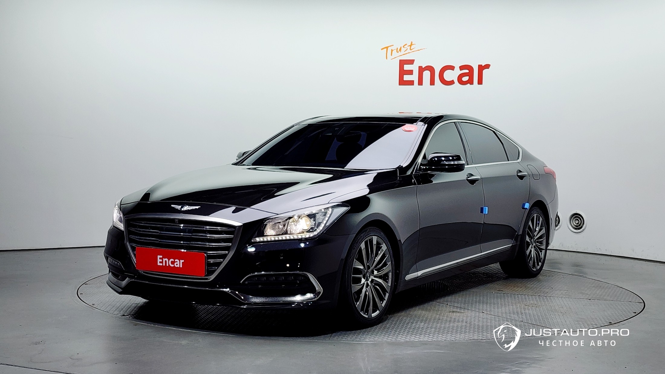 Автомобиль Genesis G80