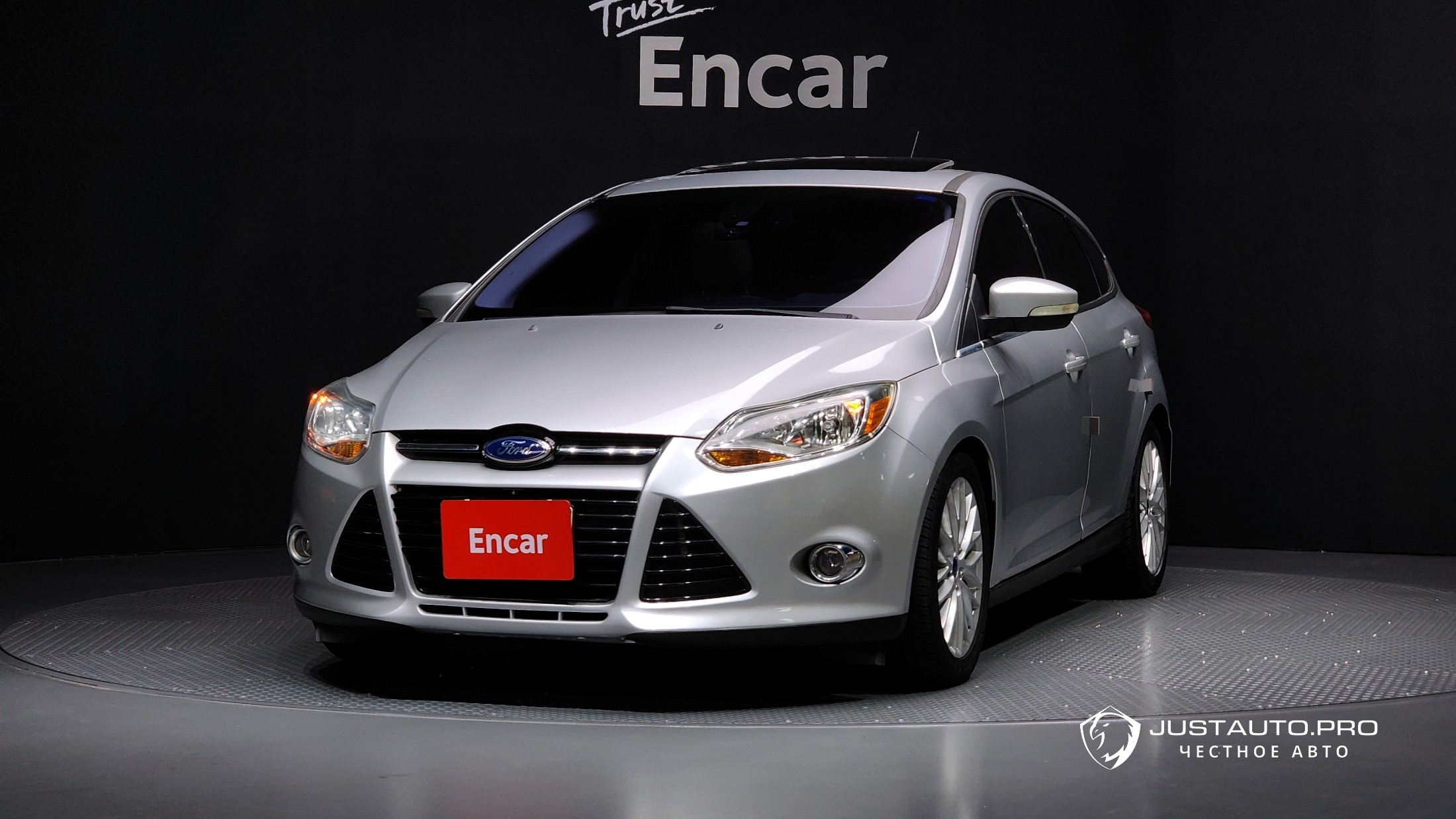 Автомобиль Ford Focus