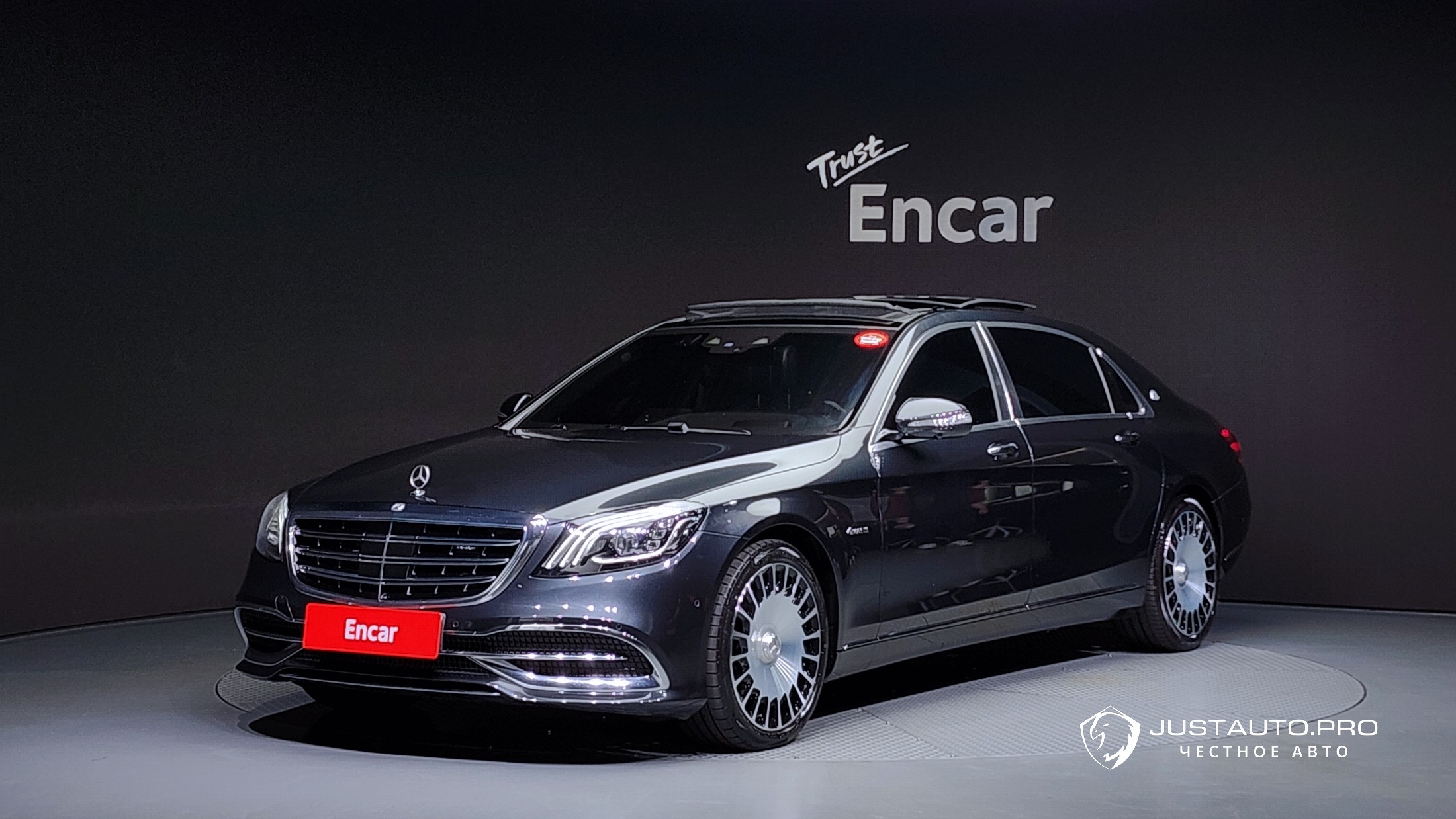 Автомобиль Mercedes-Benz S-Class