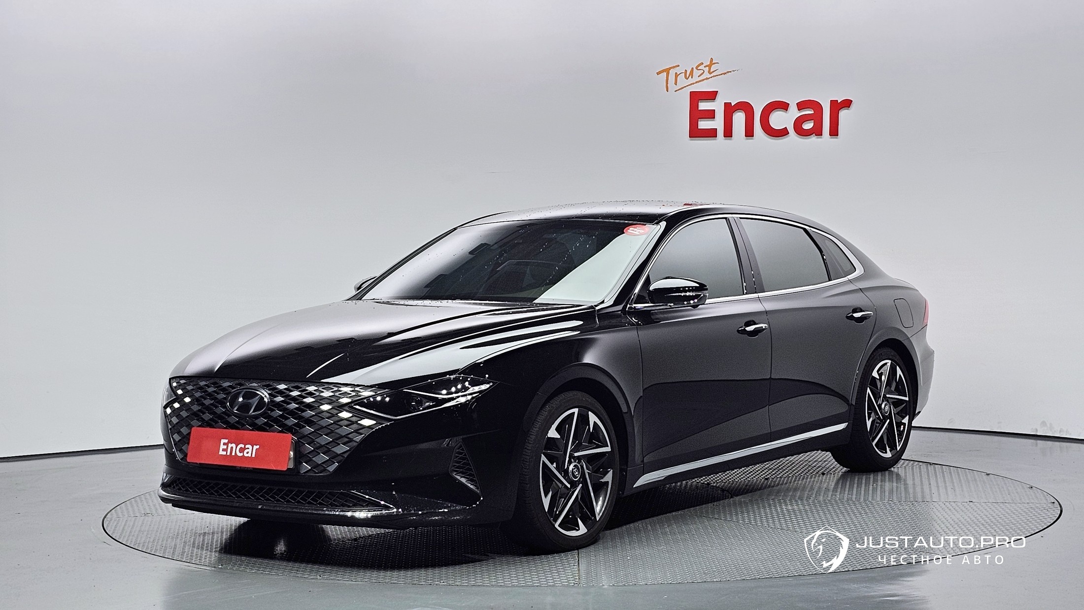 Автомобиль Hyundai Grandeur