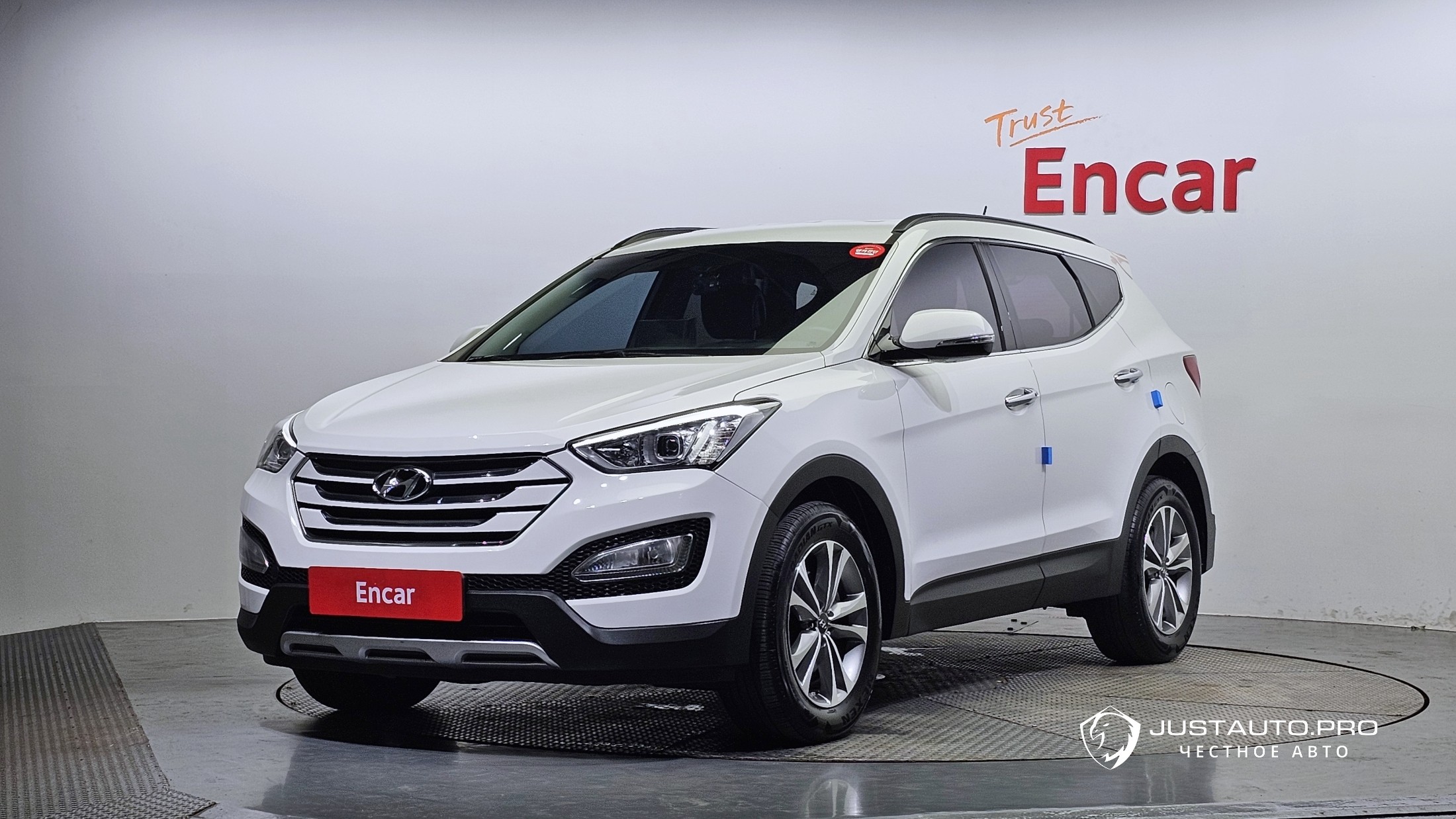 Автомобиль Hyundai Santafe