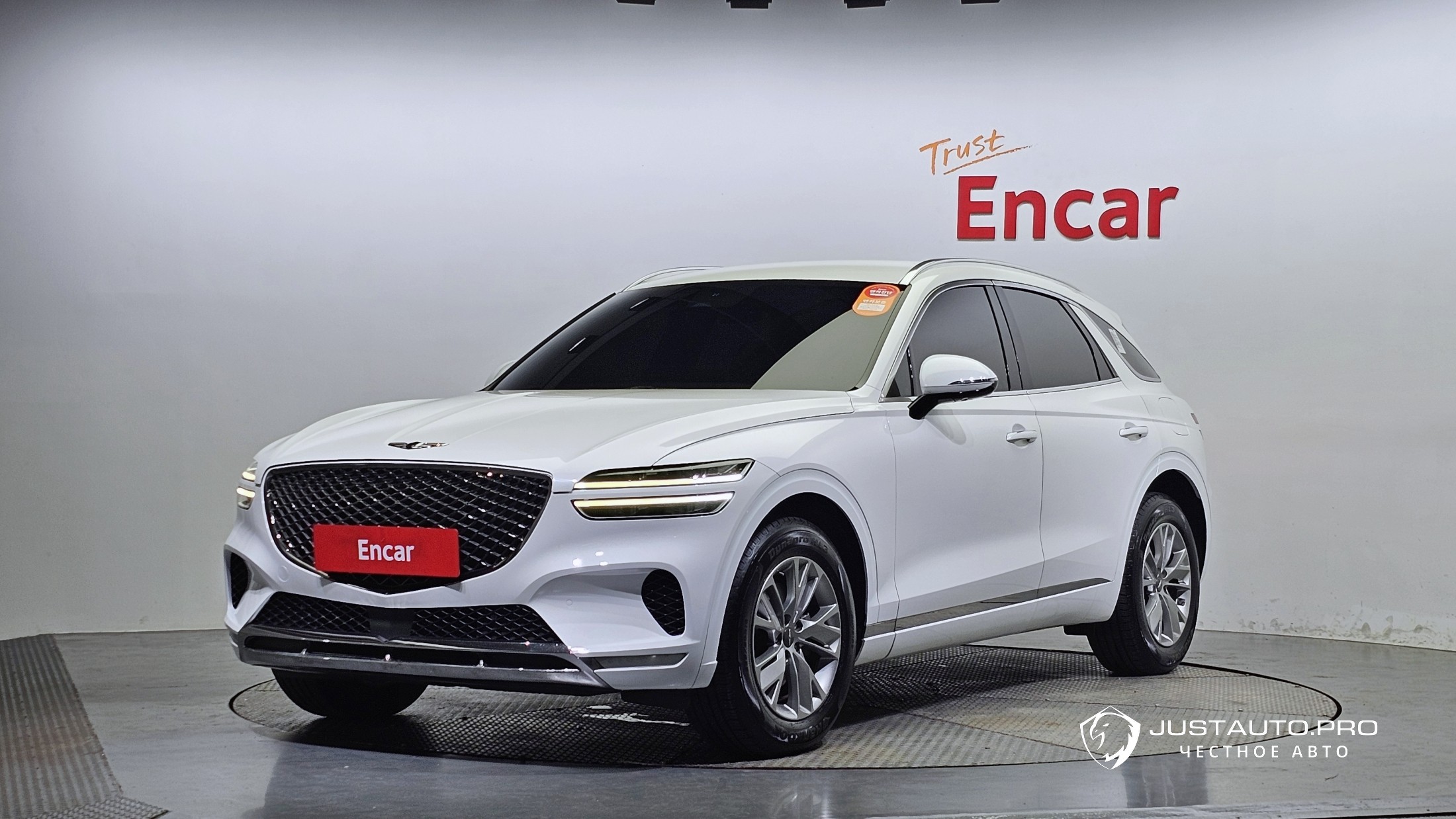 Автомобиль Genesis GV70