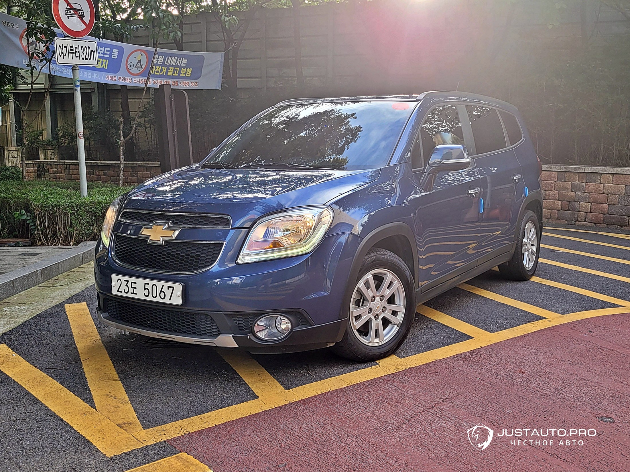 Автомобиль ChevroletGMDaewoo Orlando