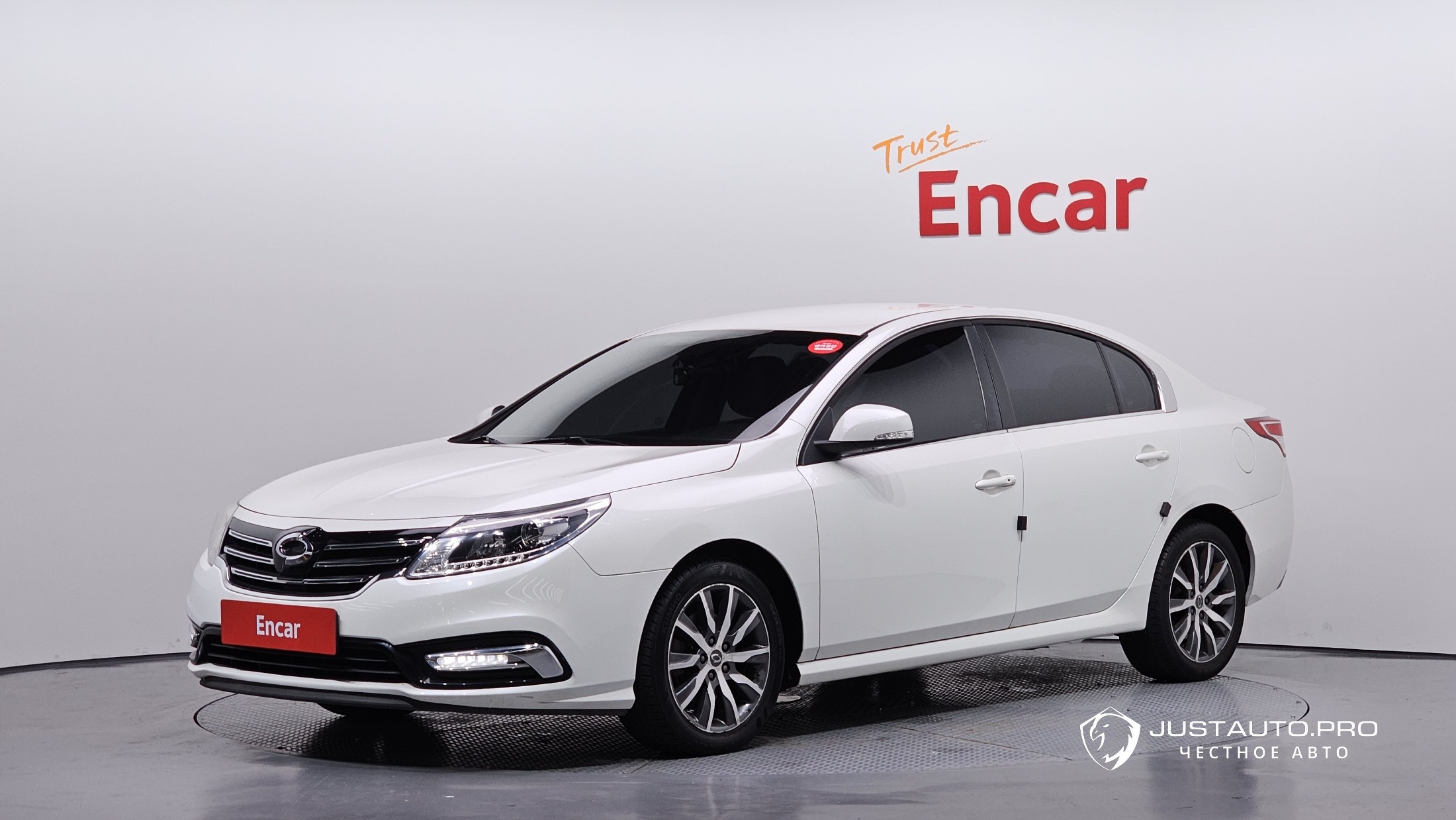 Автомобиль Renault-KoreaSamsung SM5 