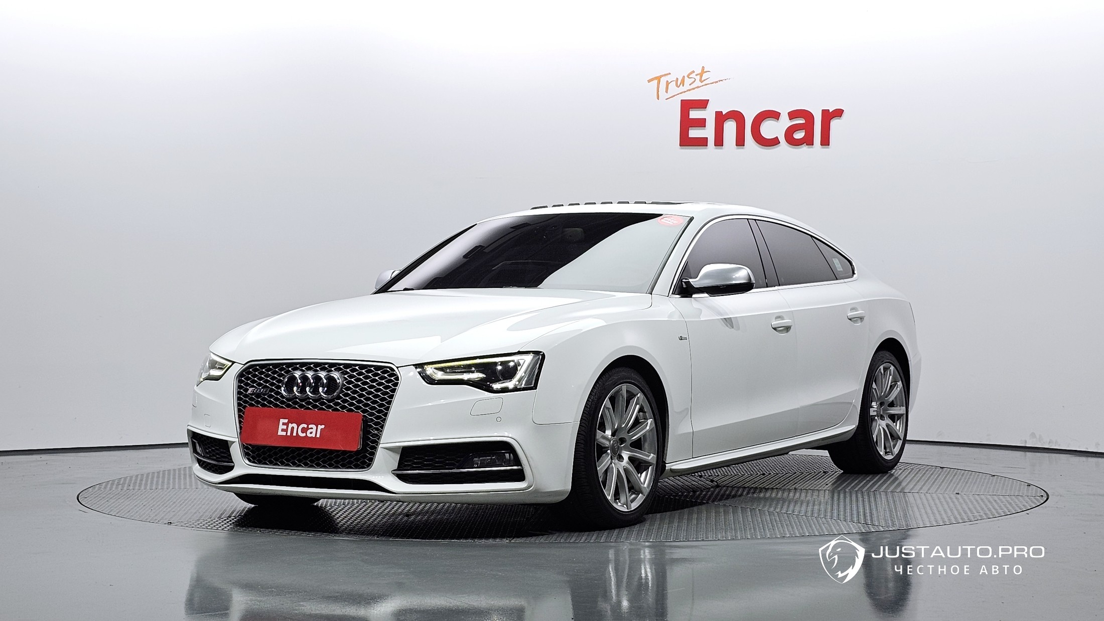 Автомобиль Audi A5