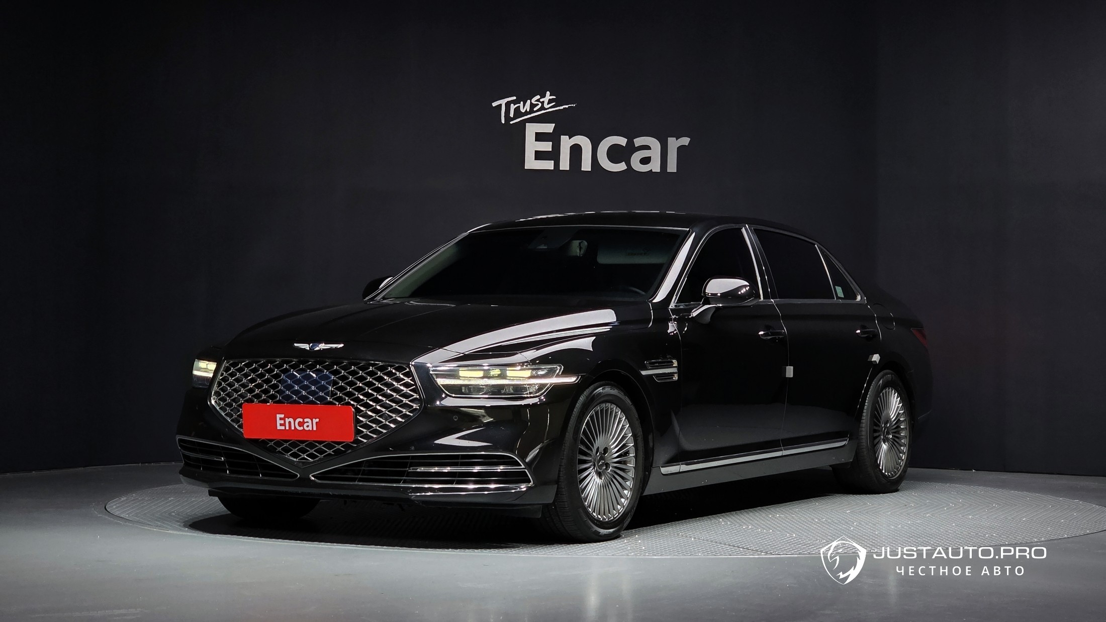 Автомобиль Genesis G90