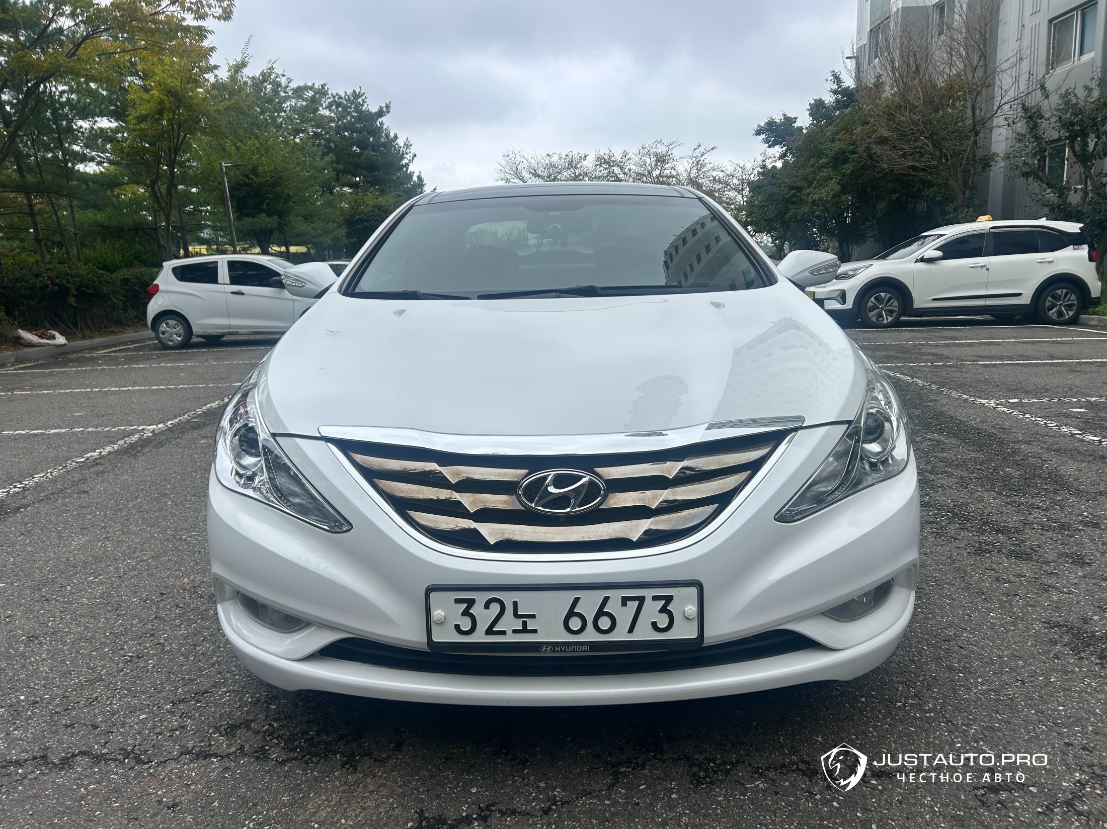 Автомобиль Hyundai Sonata