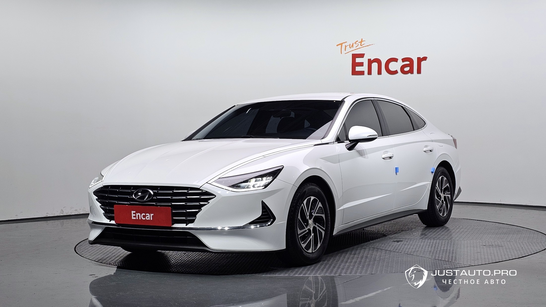 Автомобиль Hyundai Sonata