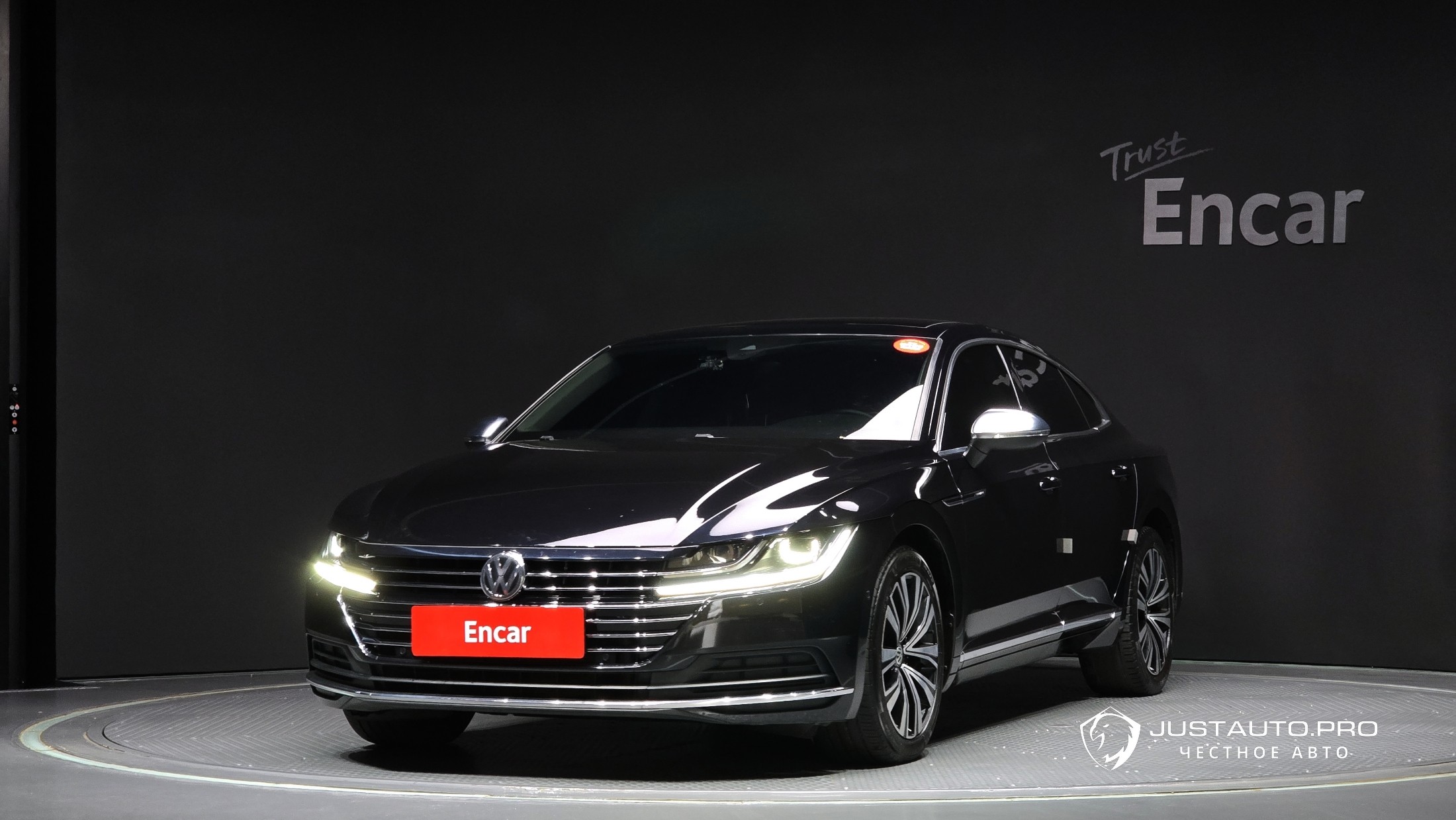 Автомобиль Volkswagen Arteon