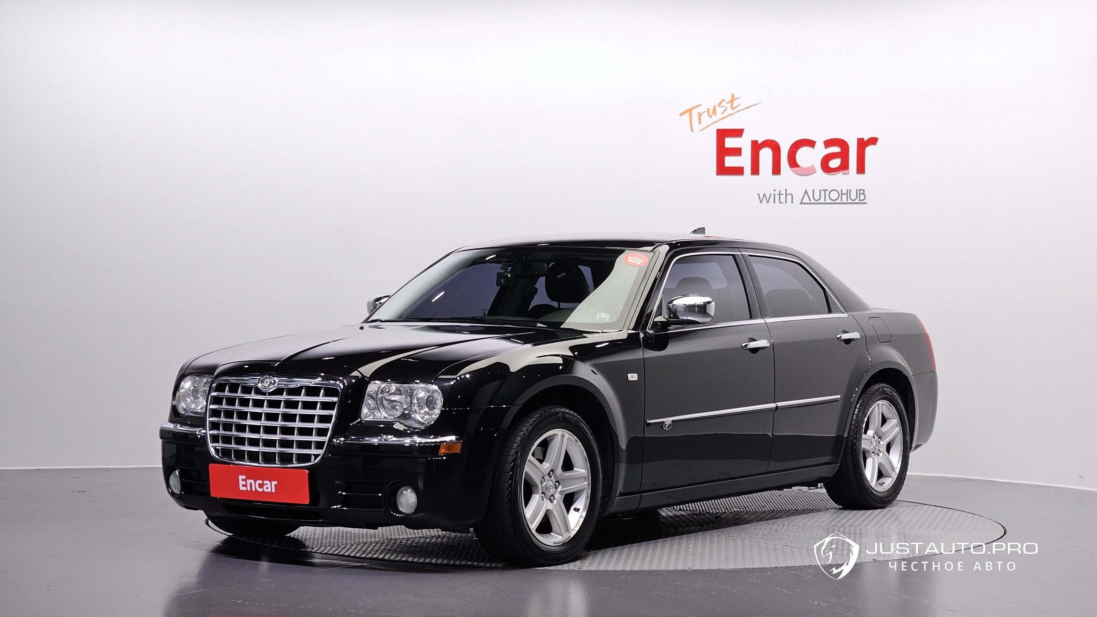 Автомобиль Chrysler 300C