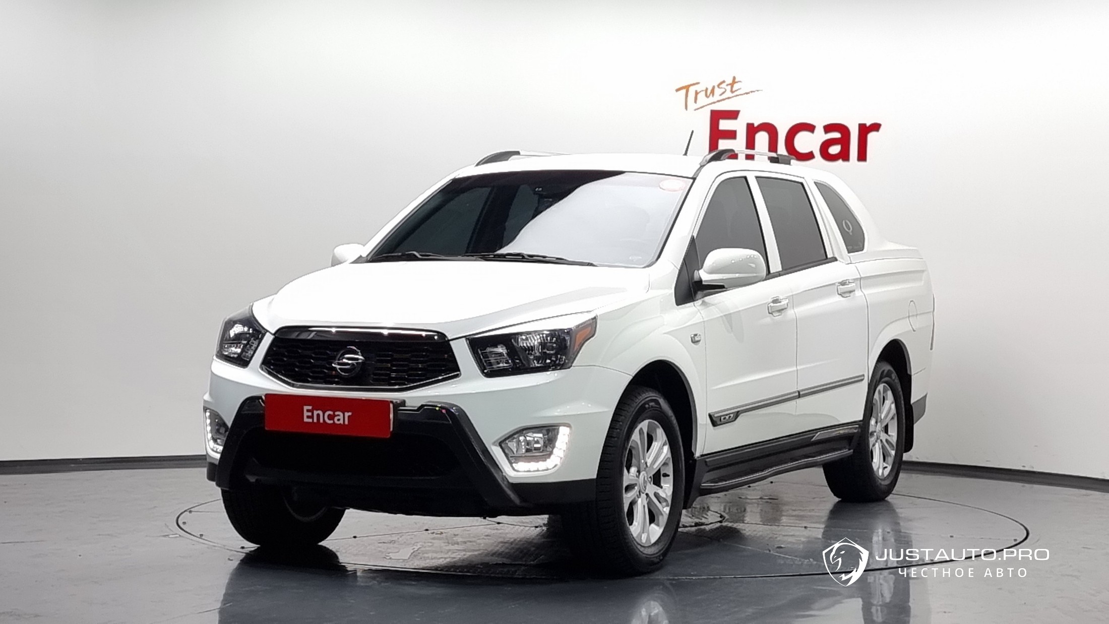 Автомобиль KG_Mobility_Ssangyong KORANDO