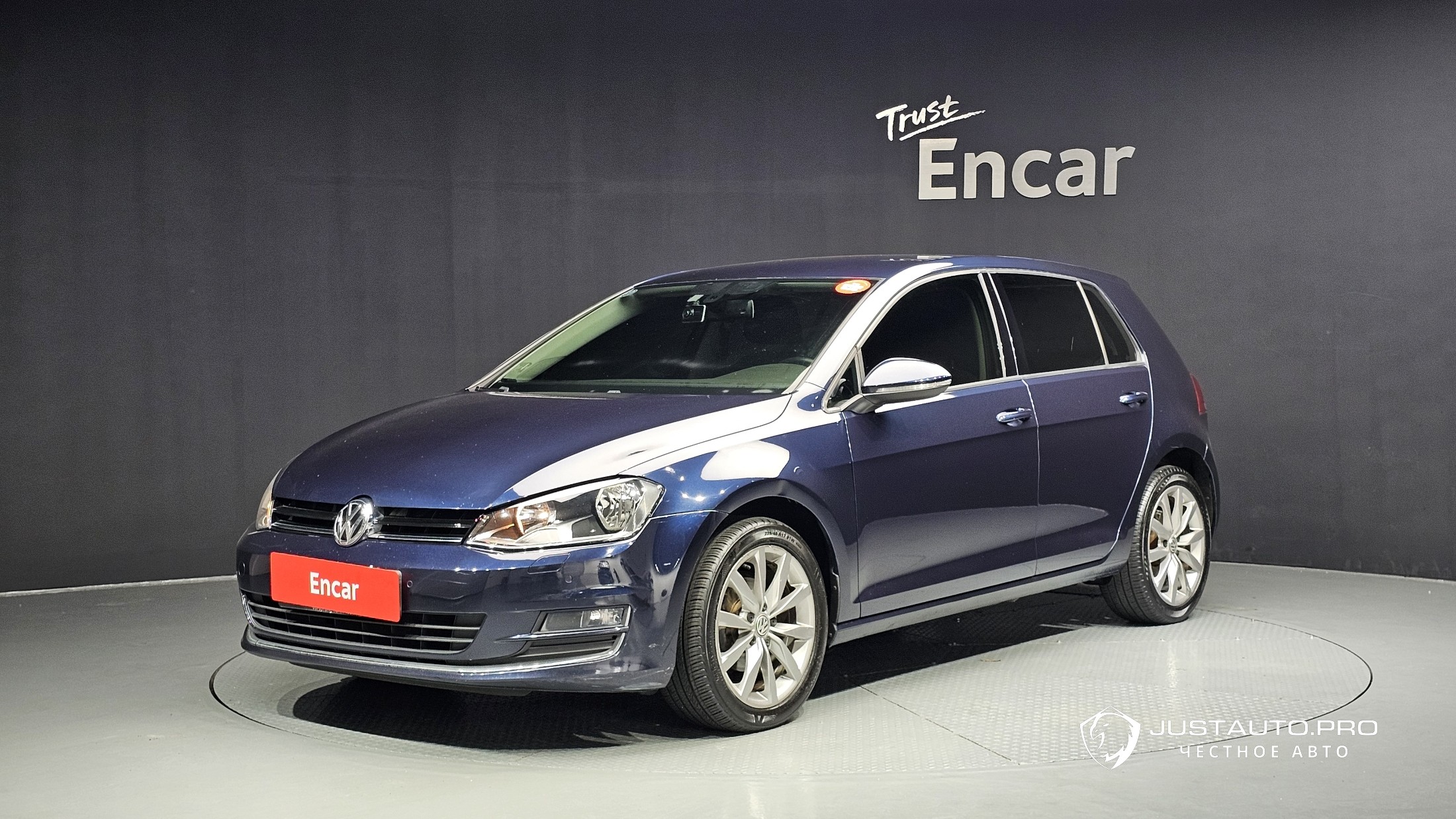 Автомобиль Volkswagen Golf