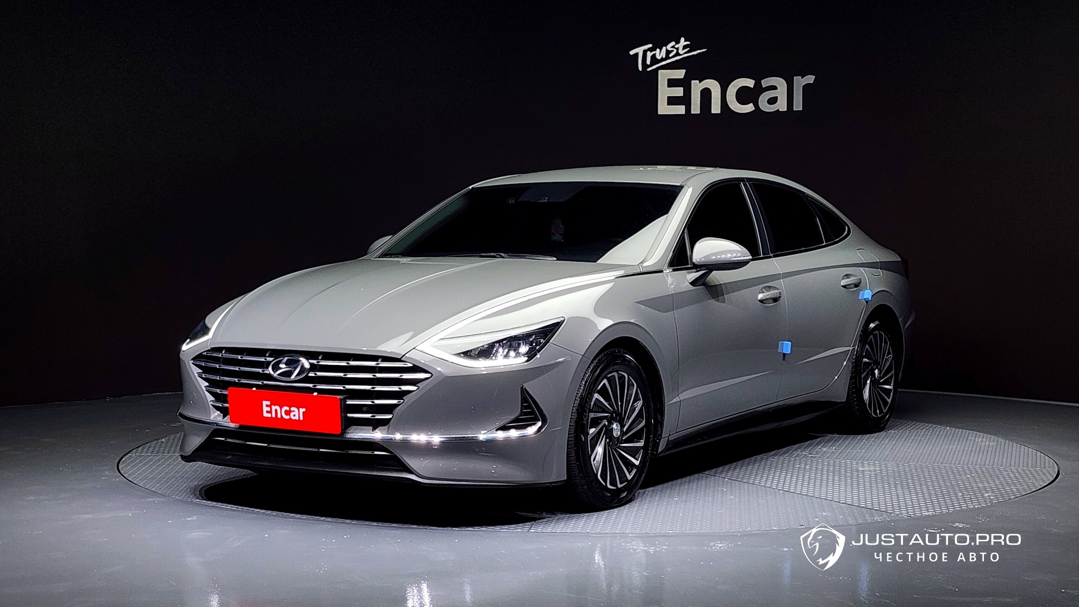 Автомобиль Hyundai Sonata