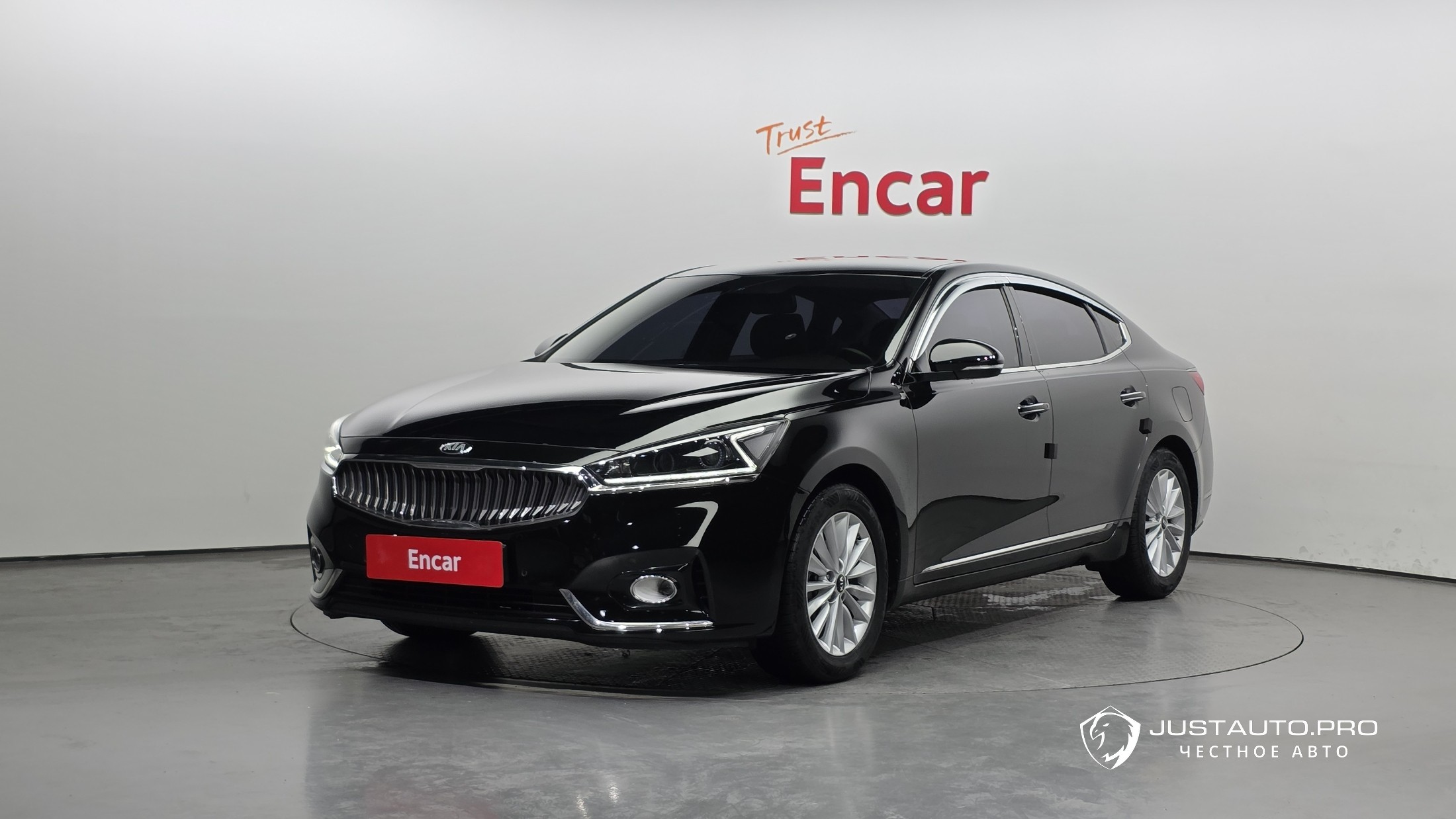 Автомобиль Kia K7