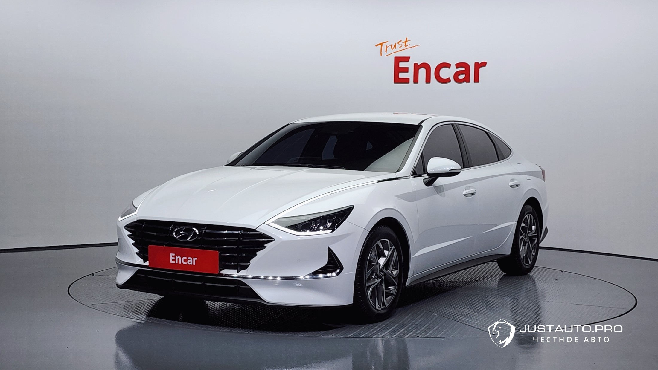 Автомобиль Hyundai Sonata