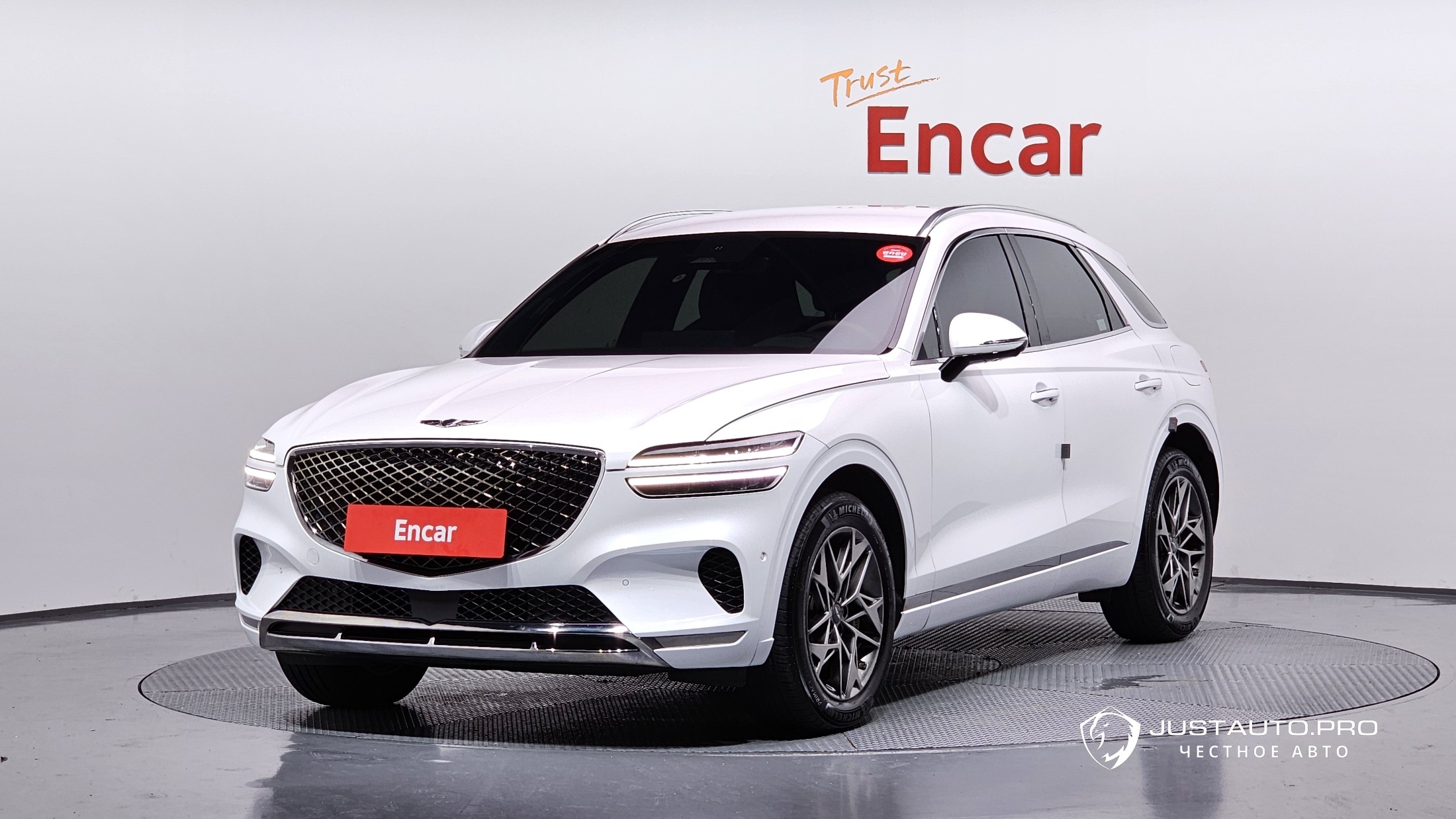 Автомобиль Genesis GV70