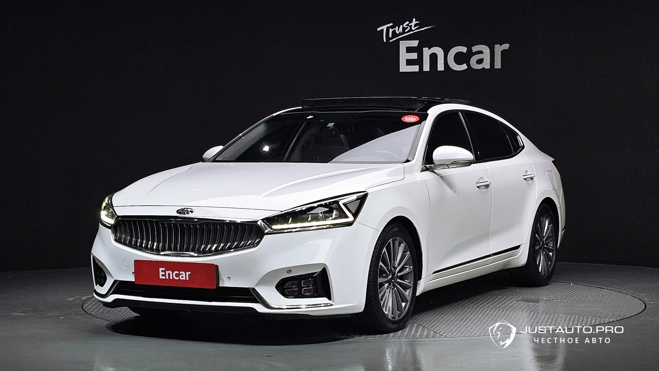 Автомобиль Kia K7