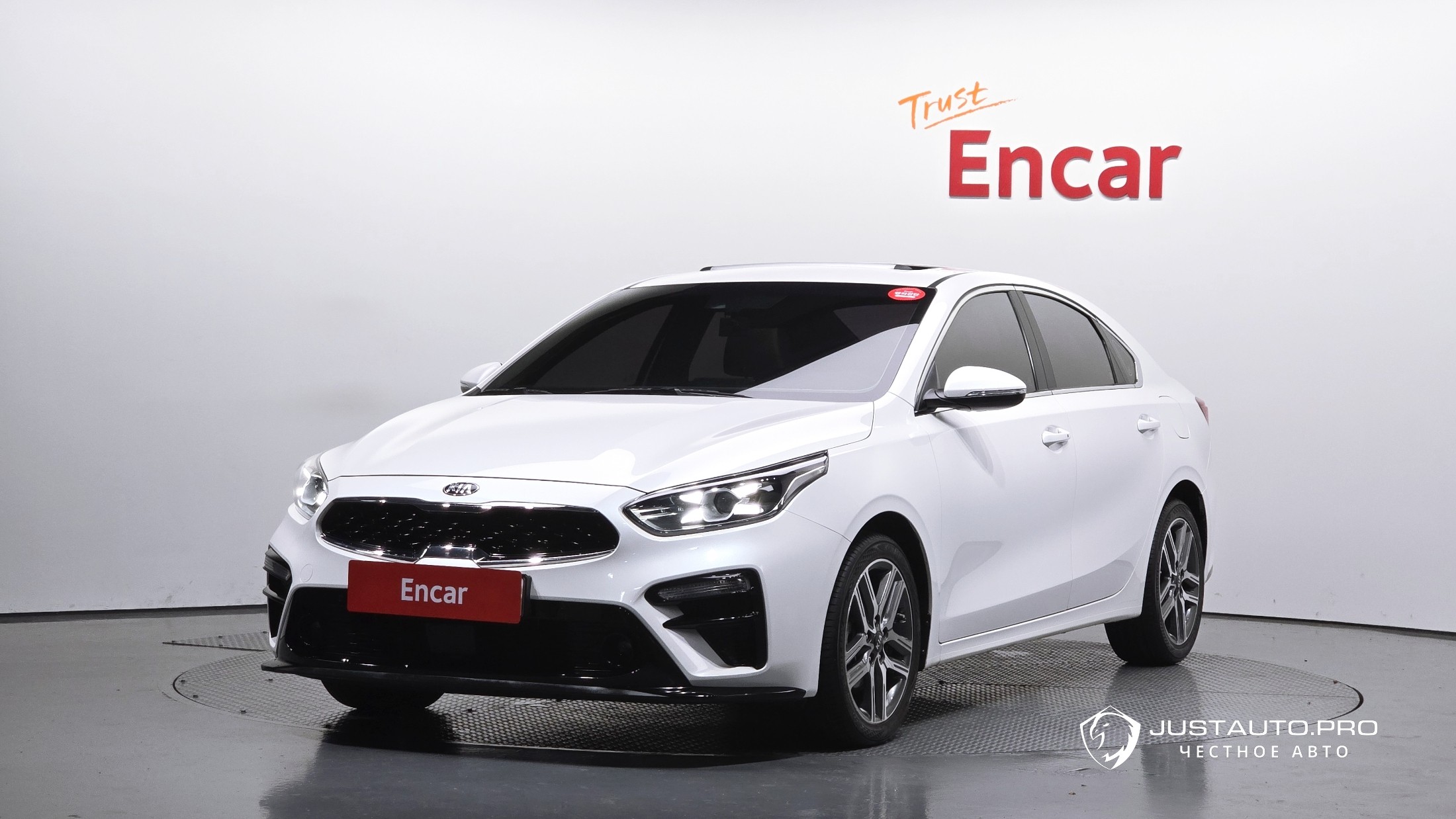 Автомобиль Kia K3