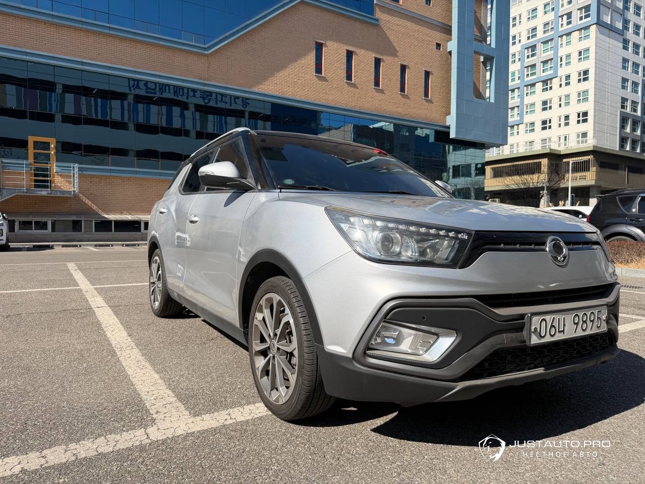 Автомобиль KG_Mobility_Ssangyong TIBOLI