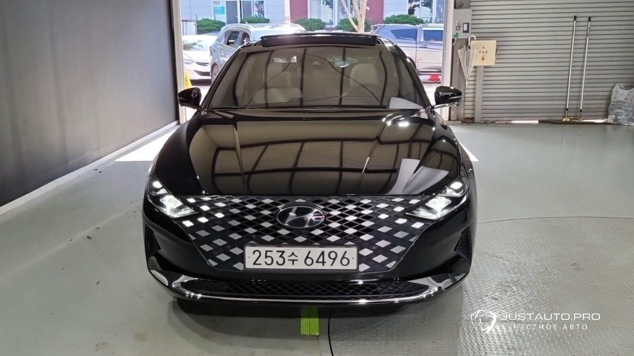 Автомобиль Hyundai Grandeur