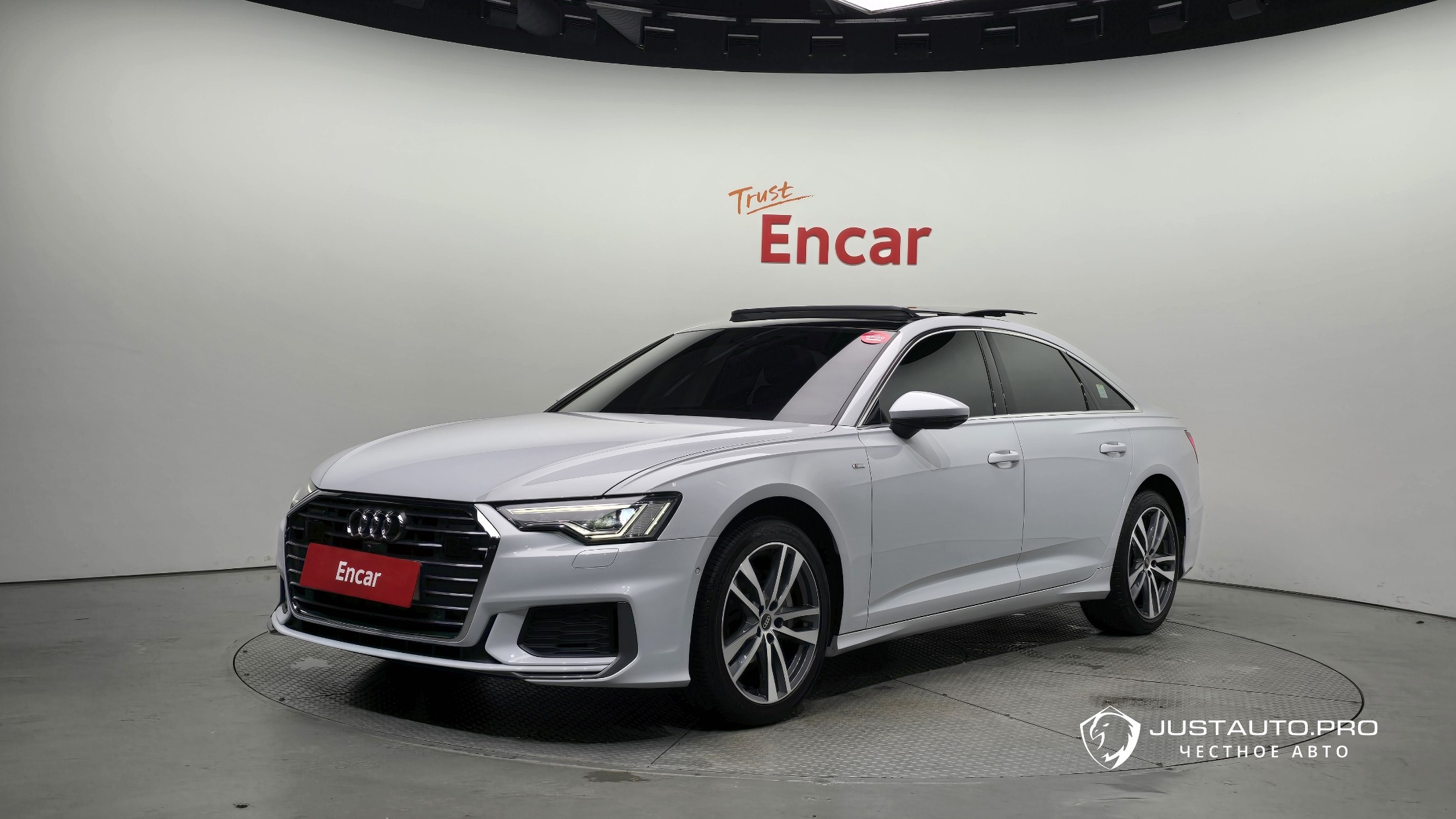 Автомобиль Audi A6