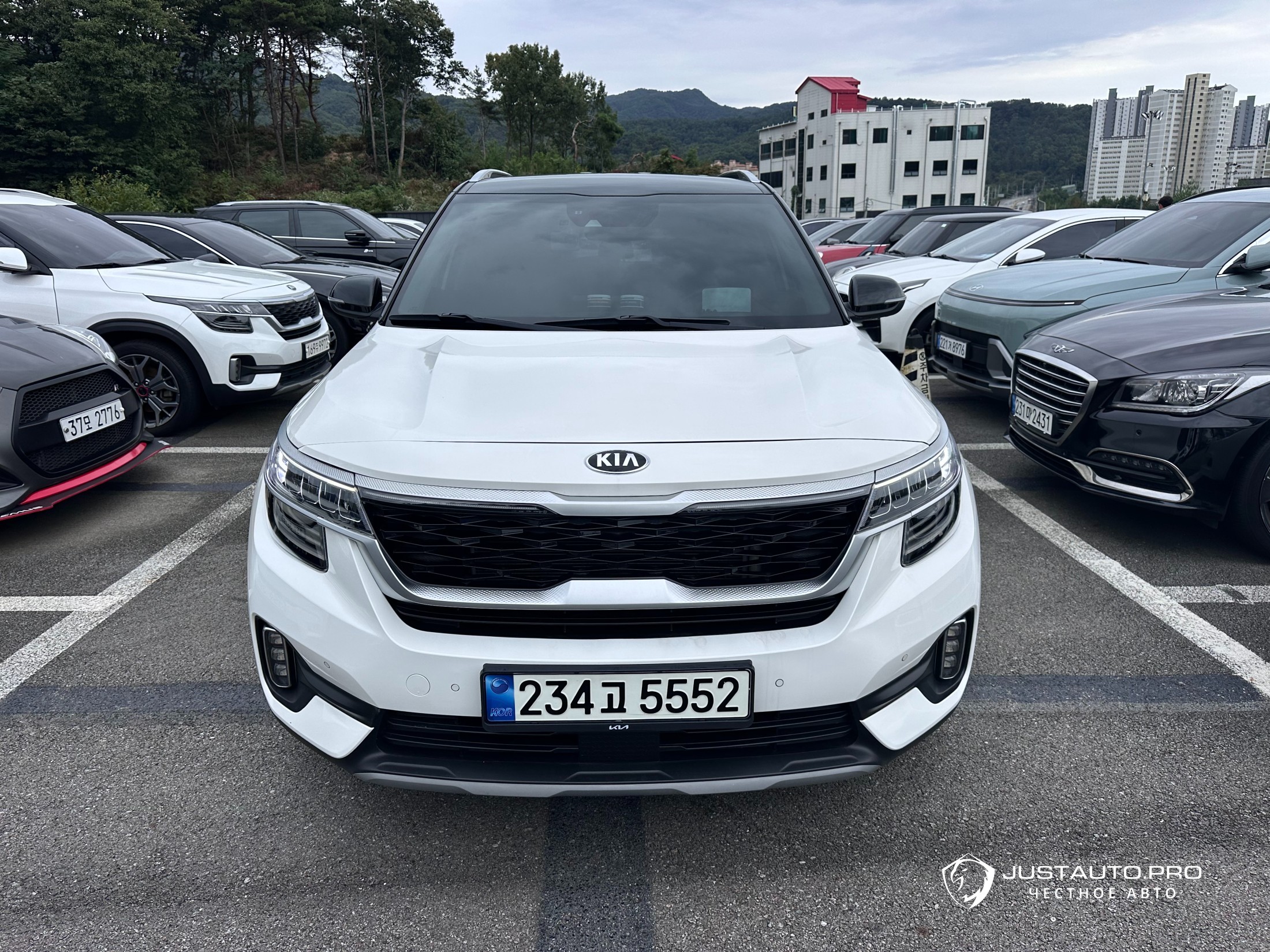 Автомобиль Kia Seltos
