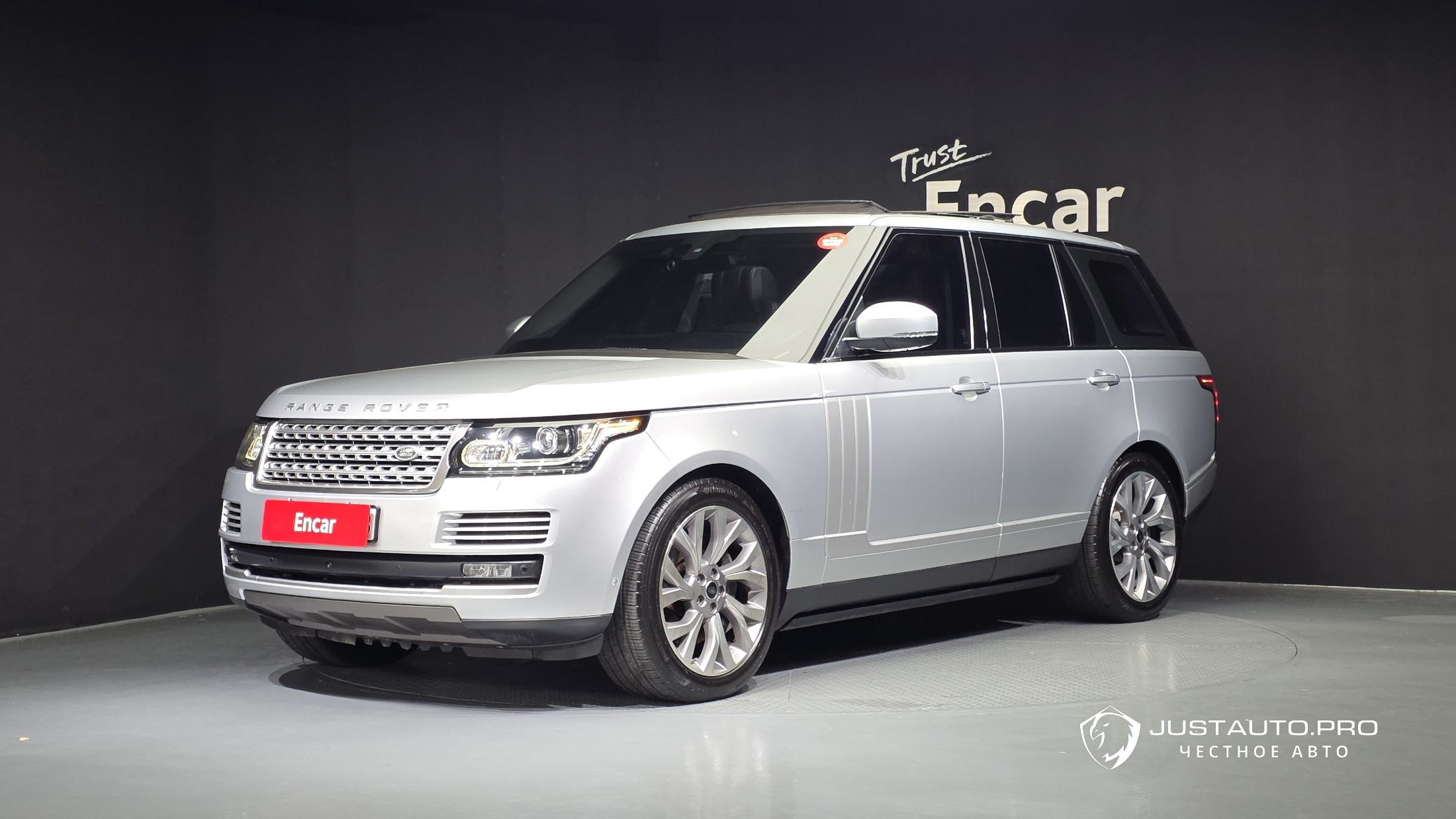 Автомобиль Land Rover Range Rover