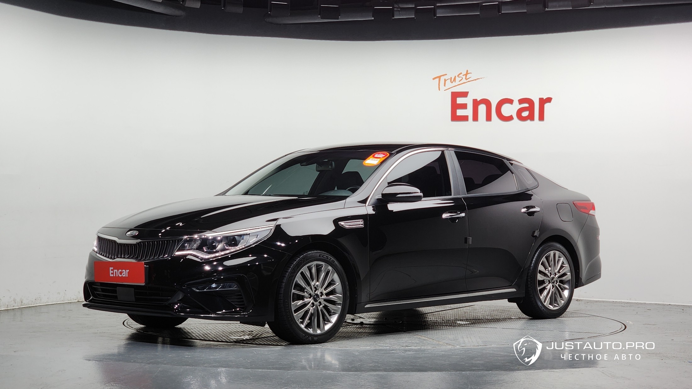 Автомобиль Kia K5