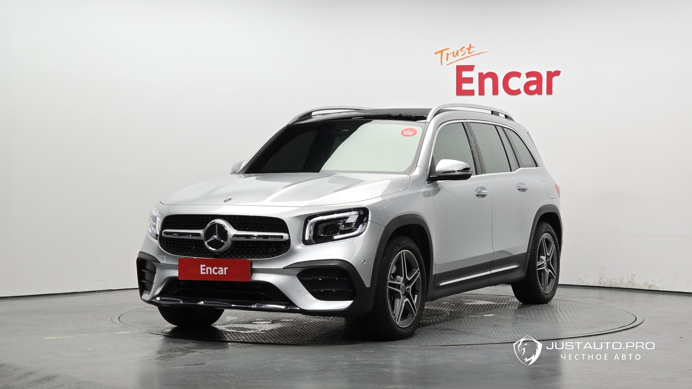 Автомобиль Mercedes-Benz GLB-Class