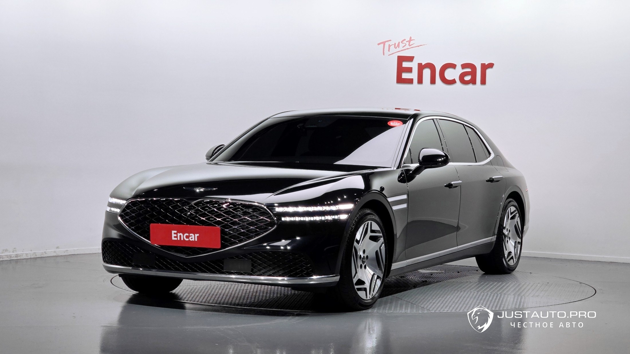 Автомобиль Genesis G90