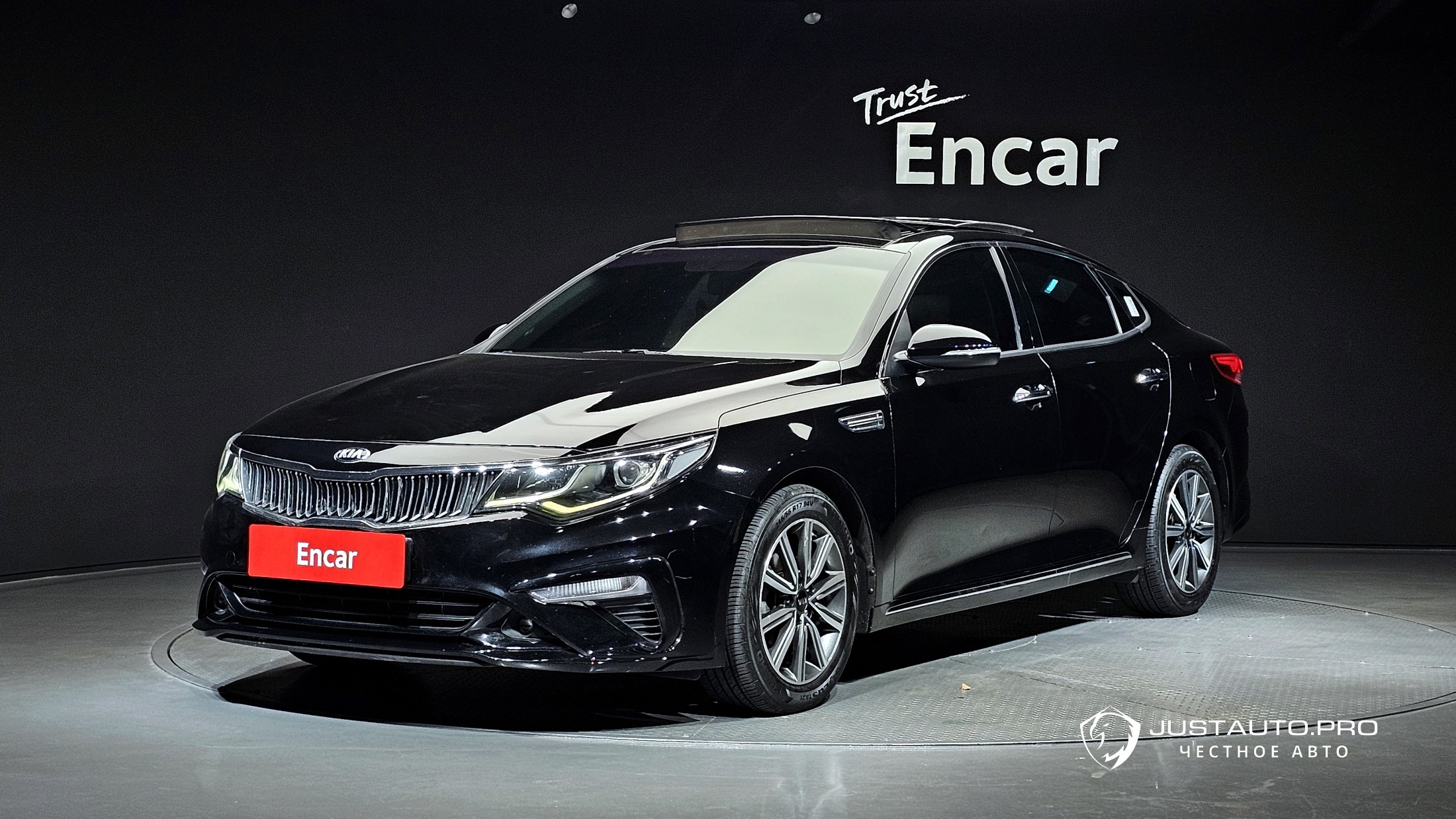 Автомобиль Kia K5