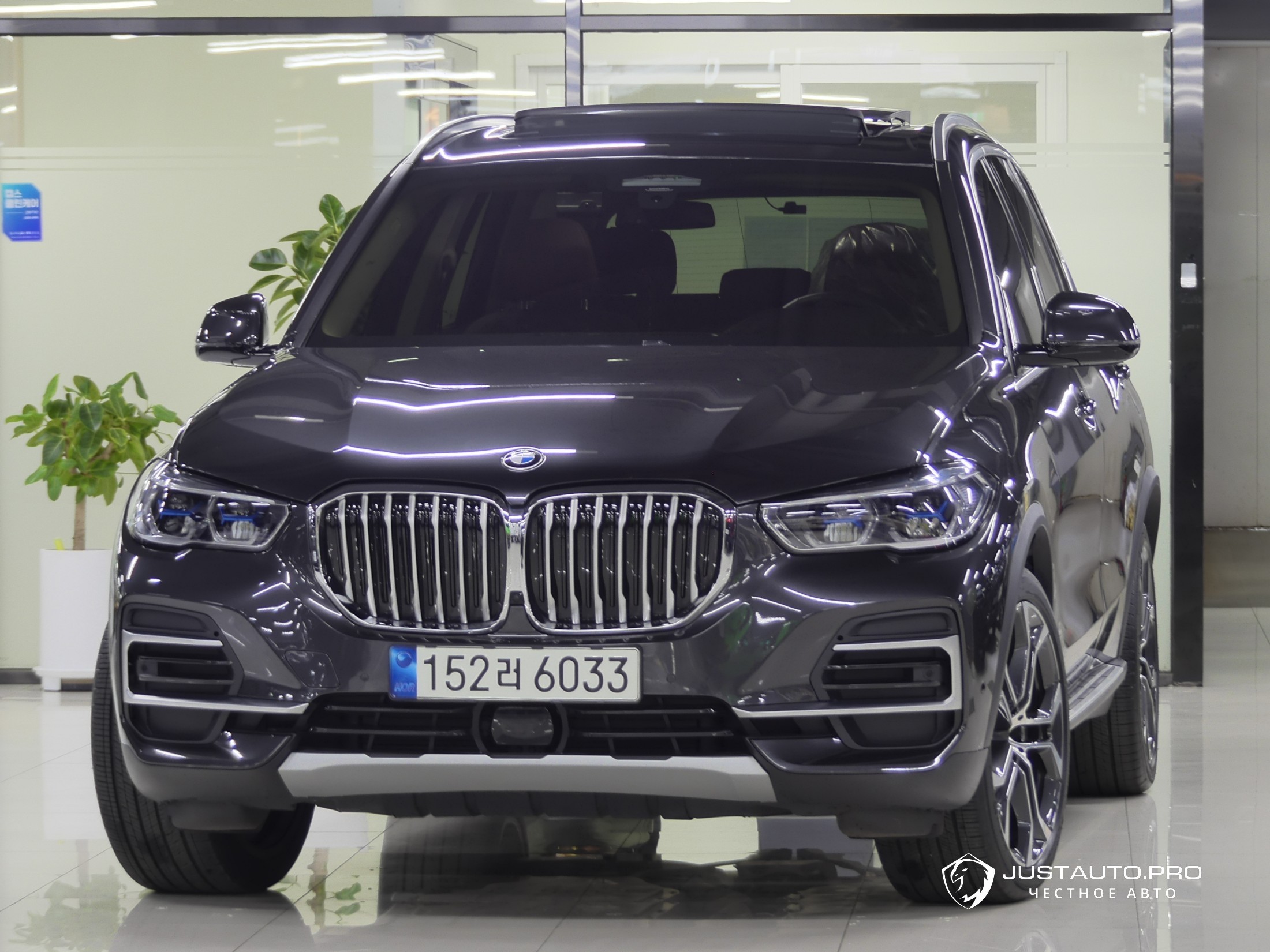 Автомобиль BMW X5
