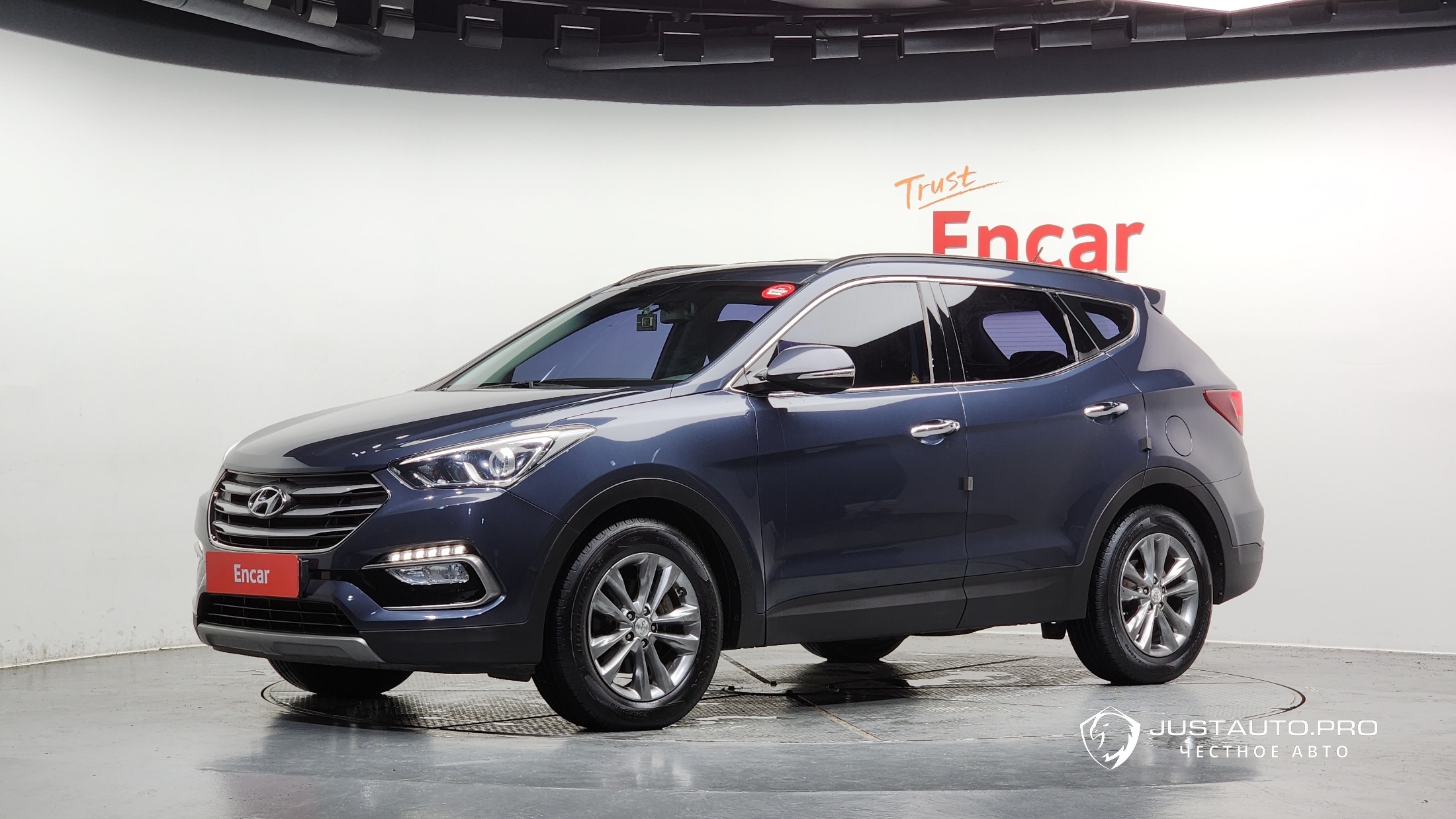 Автомобиль Hyundai Santafe