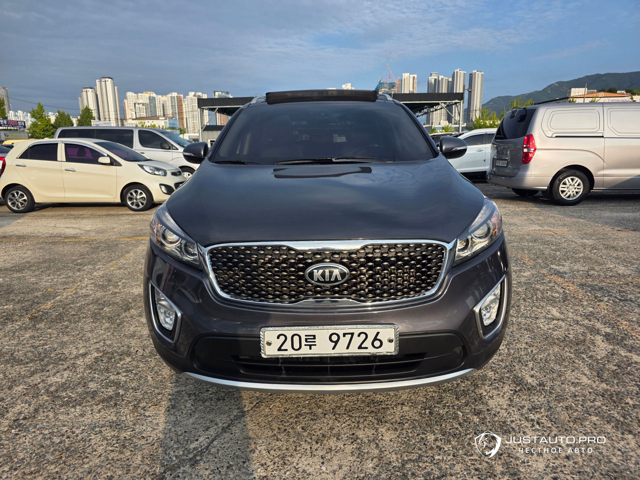 Автомобиль Kia Sorento