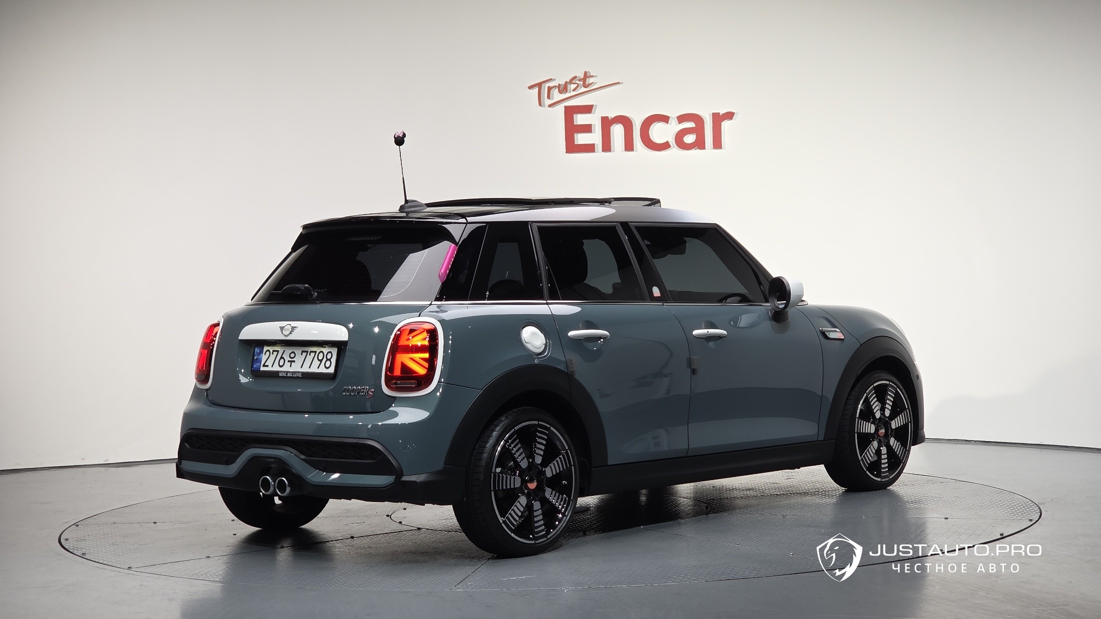 Автомобиль Mini Cooper