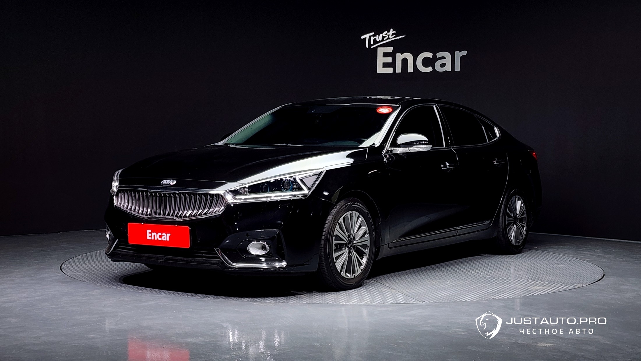 Автомобиль Kia K7