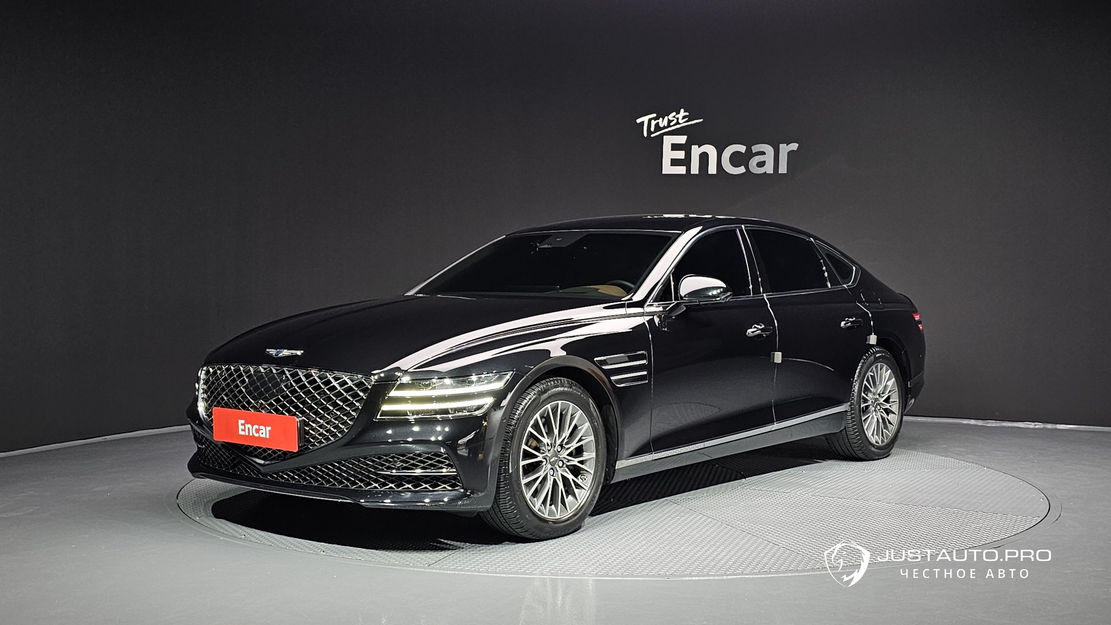 Автомобиль Genesis G80