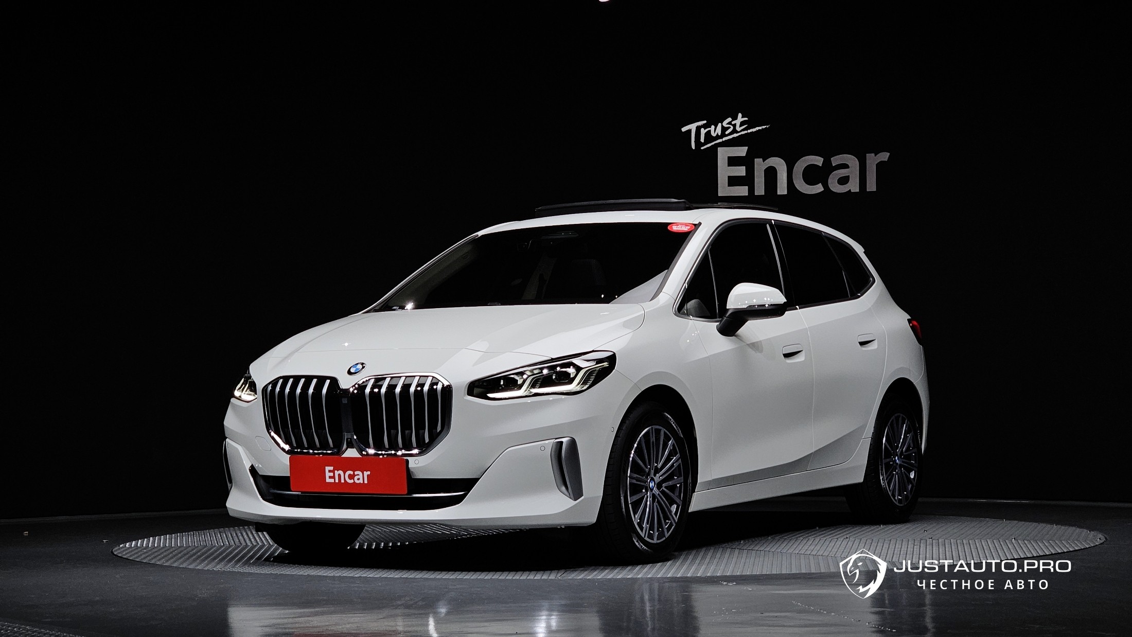 Автомобиль BMW 2-Series