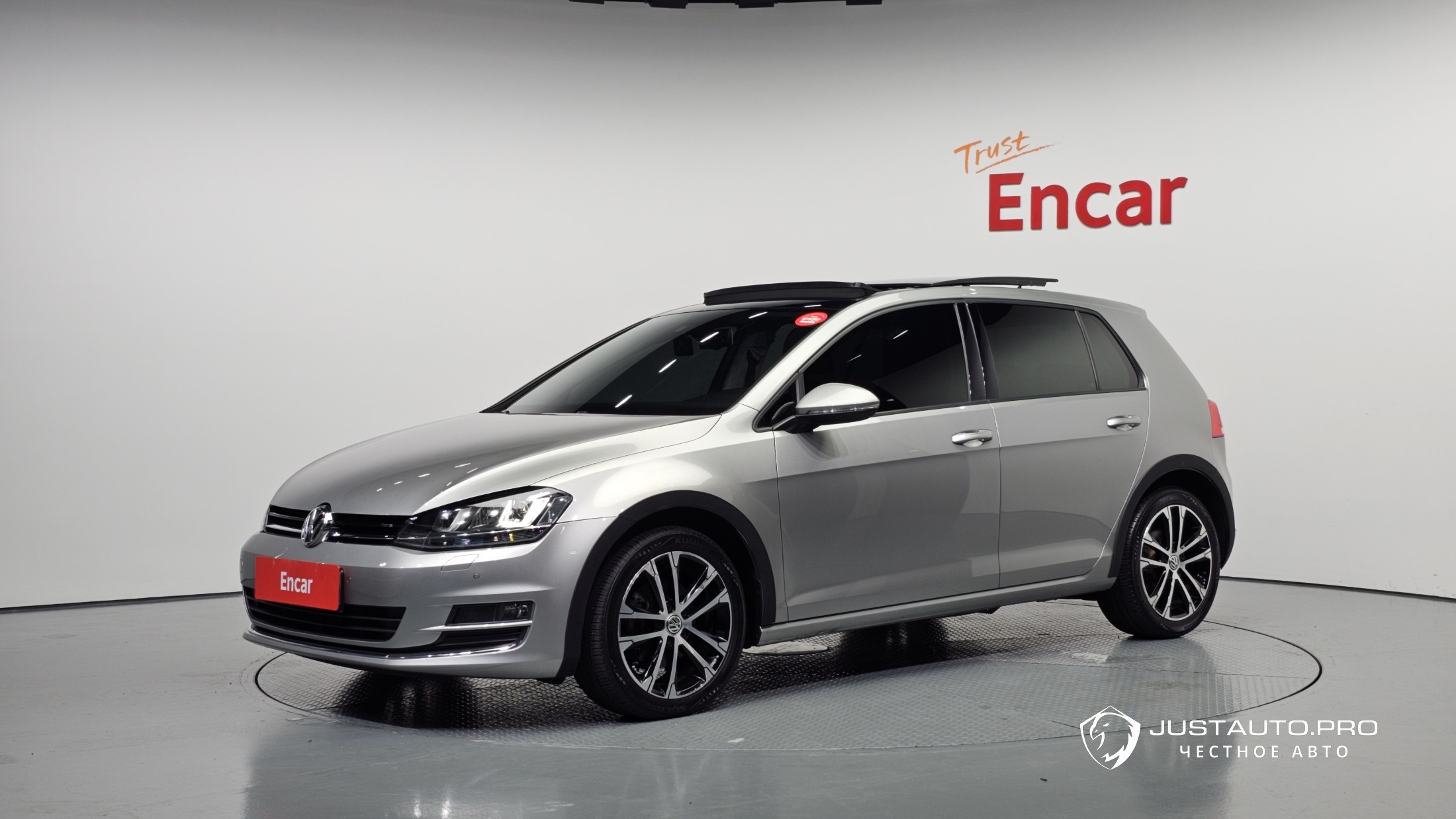 Автомобиль Volkswagen Golf