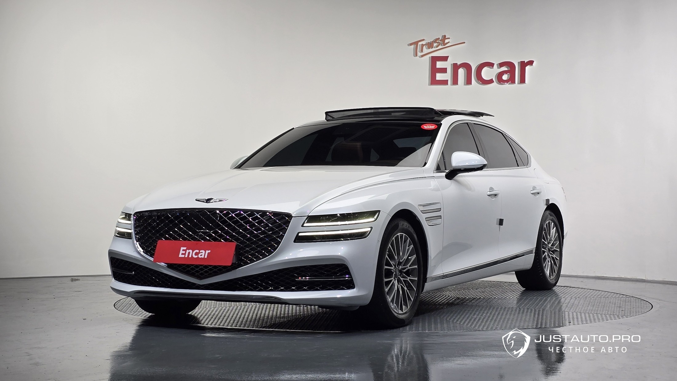 Автомобиль Genesis G80