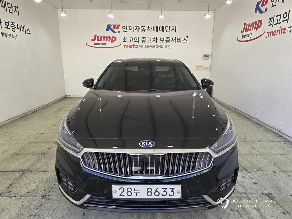 Автомобиль Kia K7