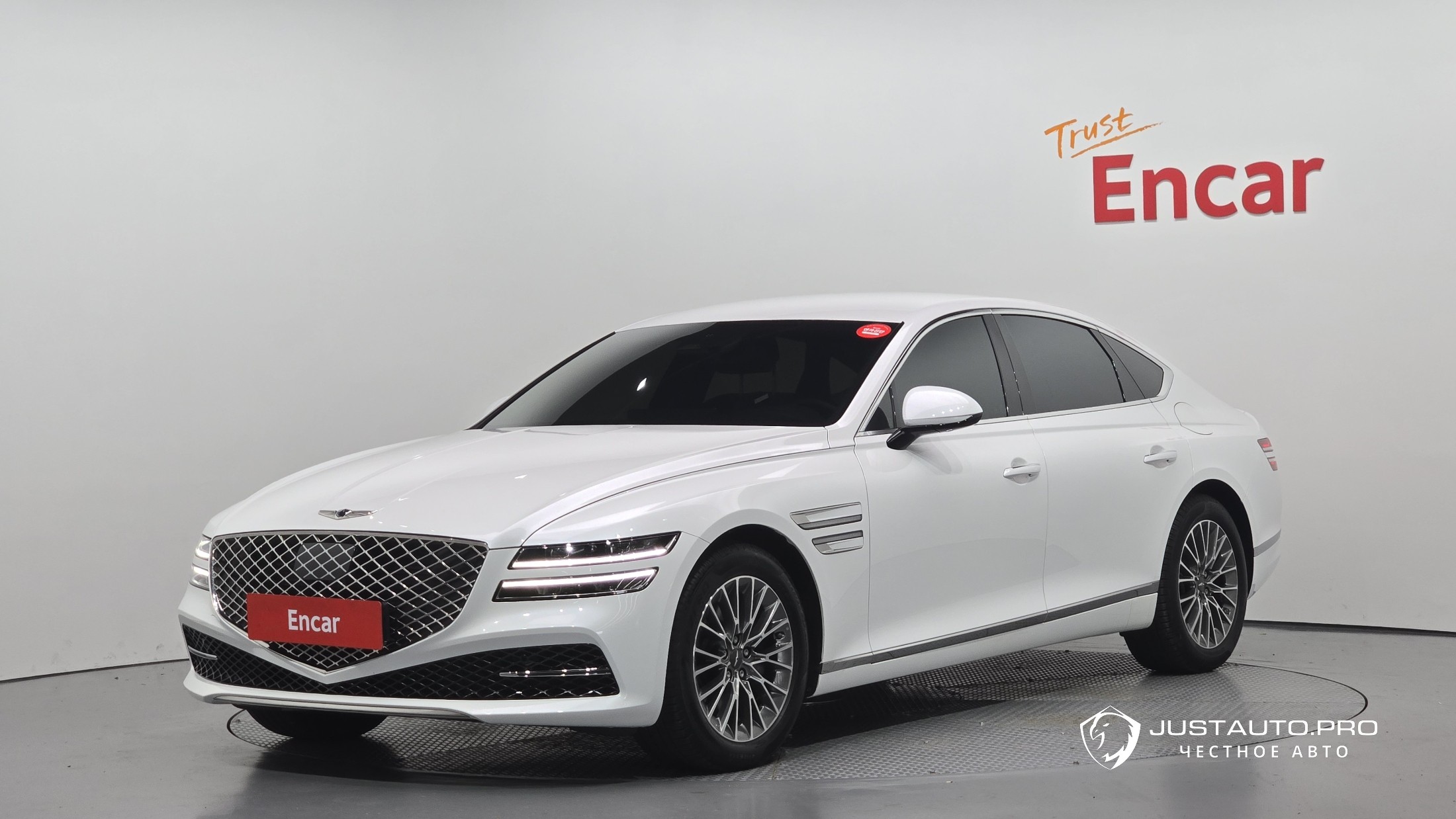 Автомобиль Genesis G80