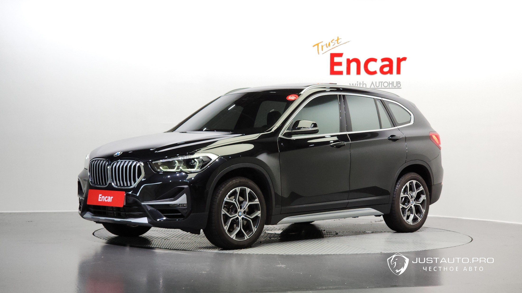 Автомобиль BMW X1