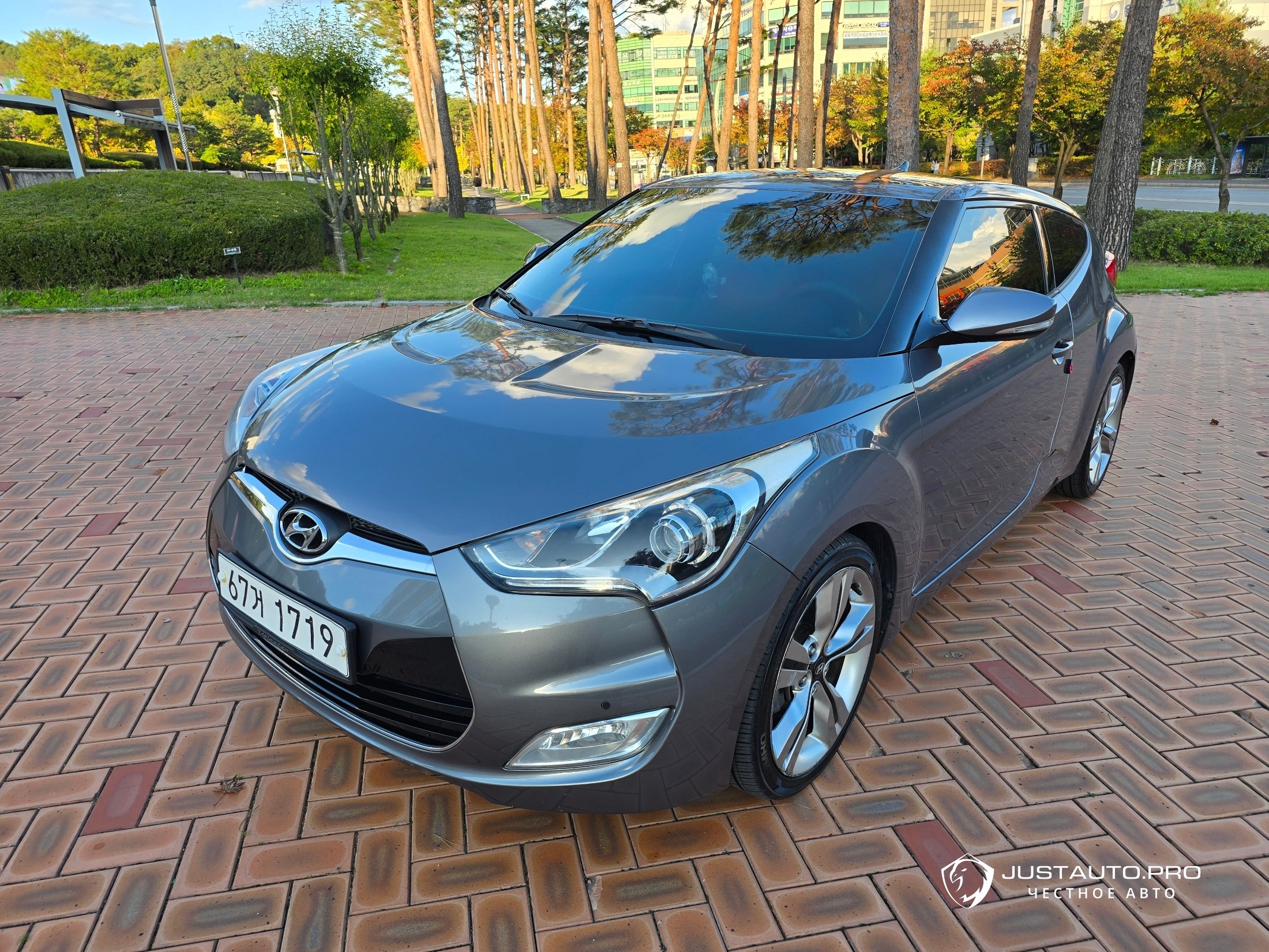 Автомобиль Hyundai Veloster