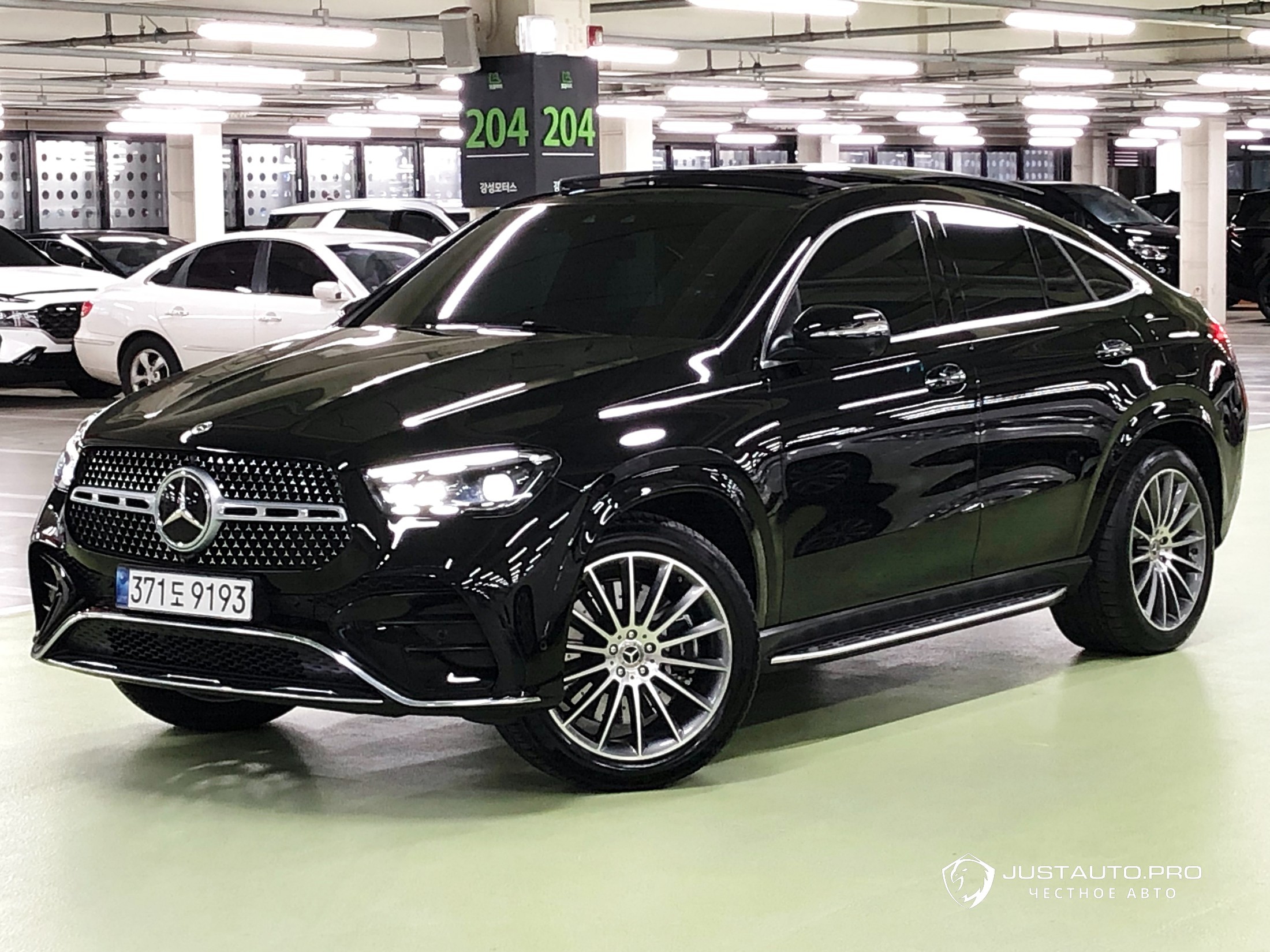 Автомобиль Mercedes-Benz GLE-Class