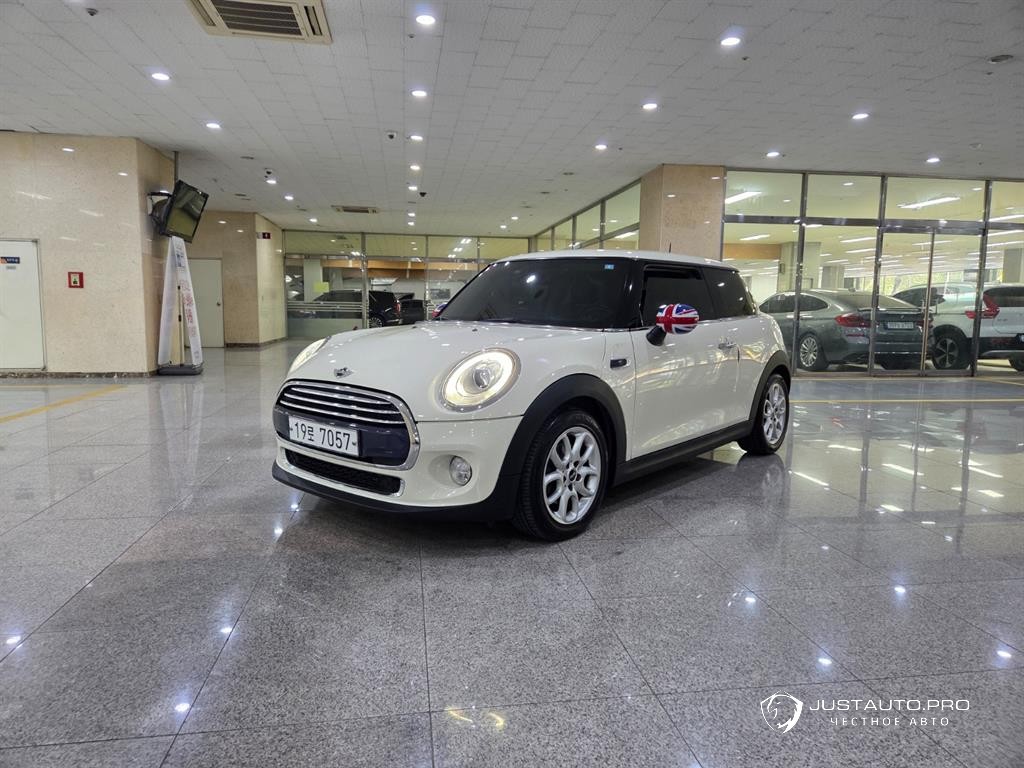 Автомобиль Mini Cooper