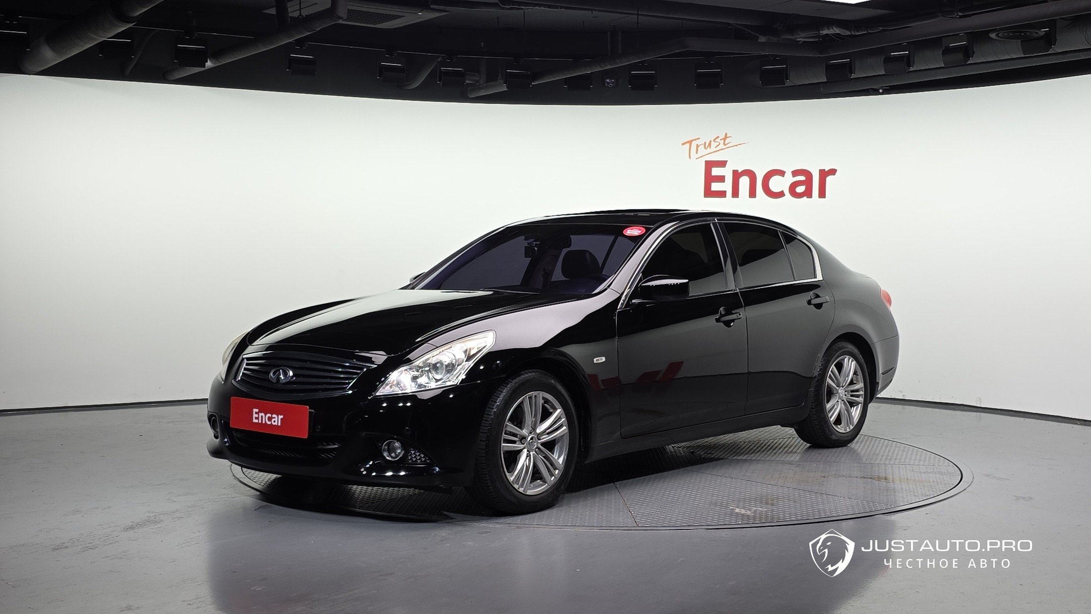 Автомобиль Infiniti G