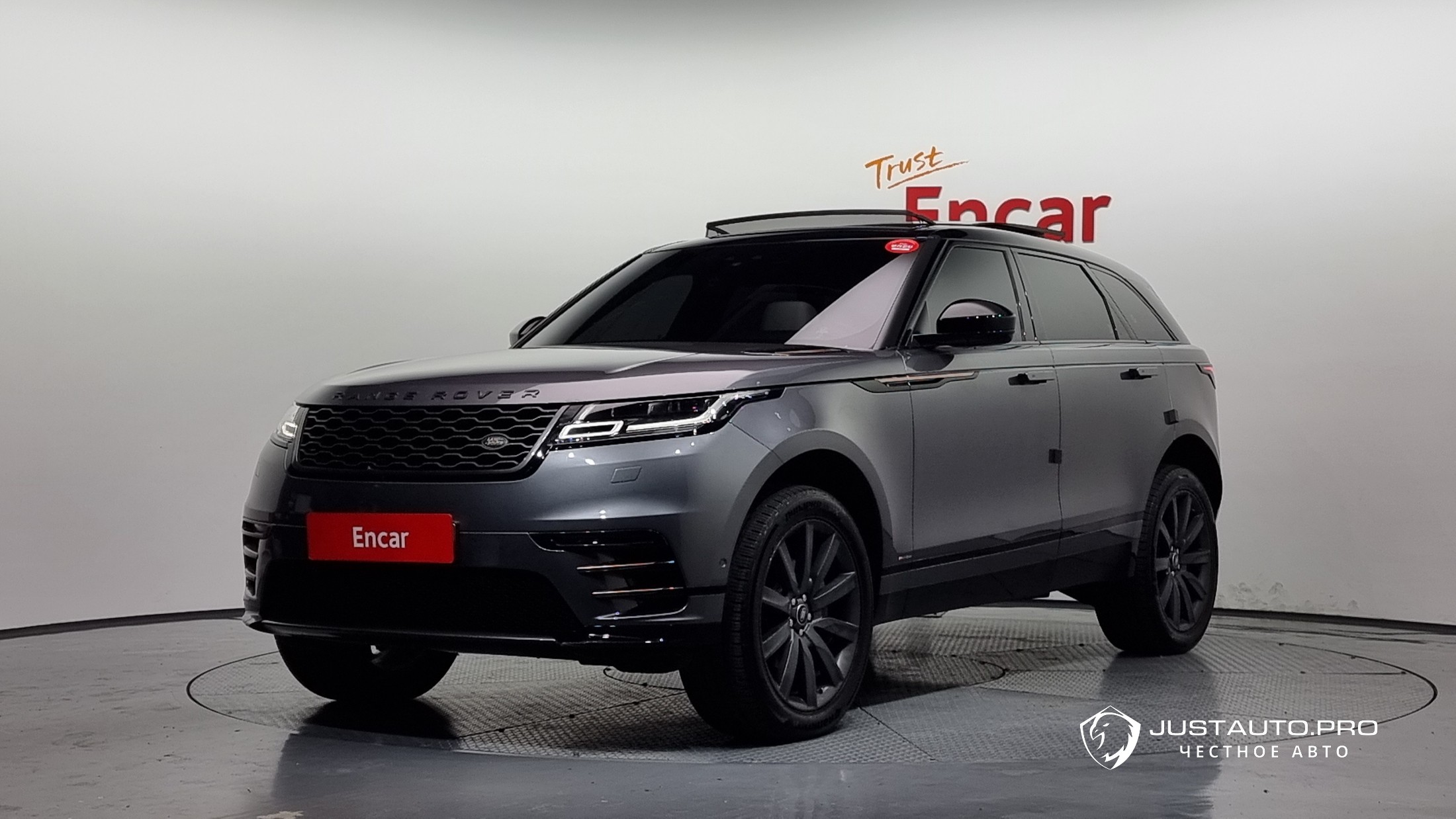 Автомобиль Land Rover Range Rover Velar